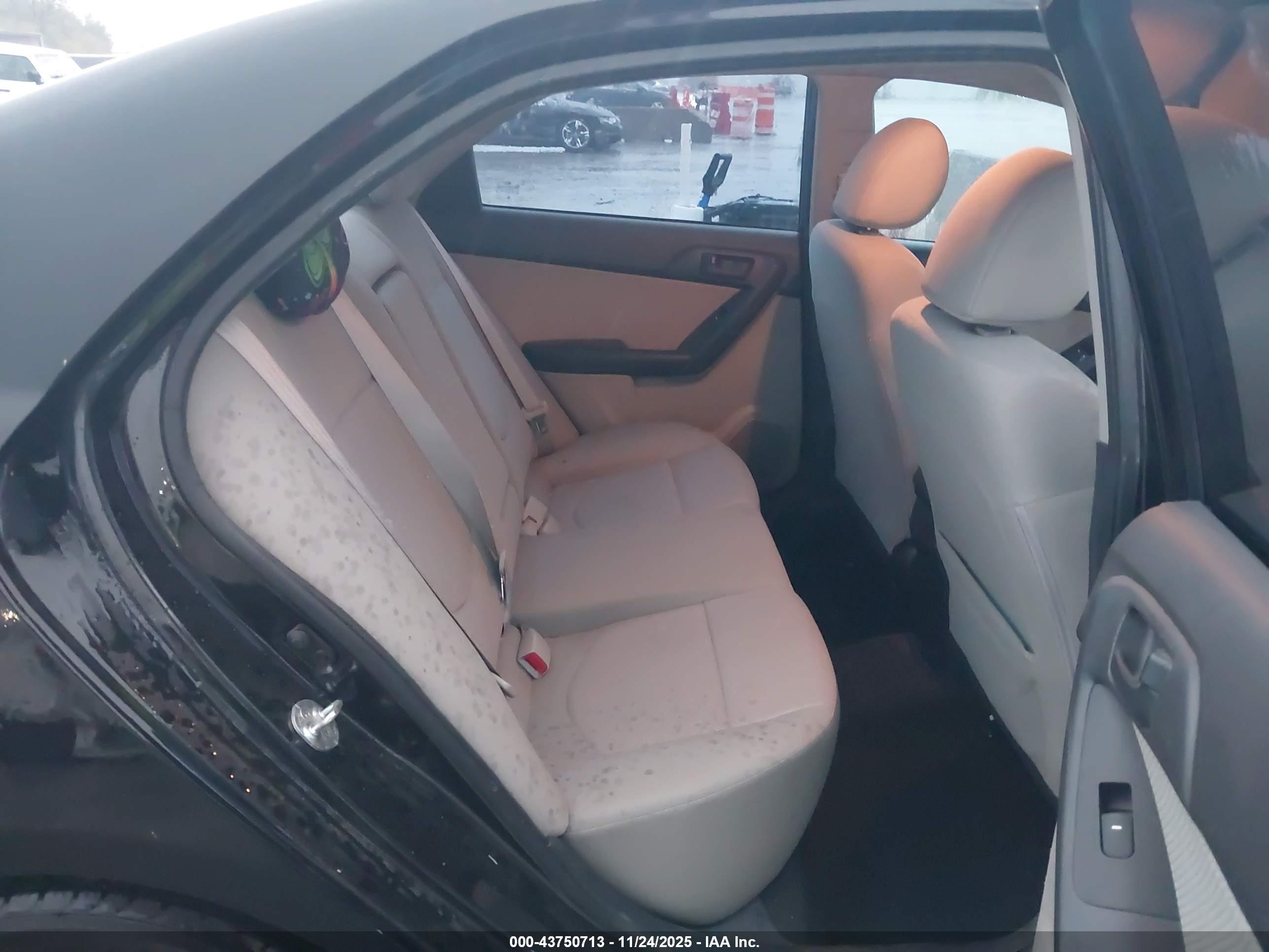 KIA FORTE image 8