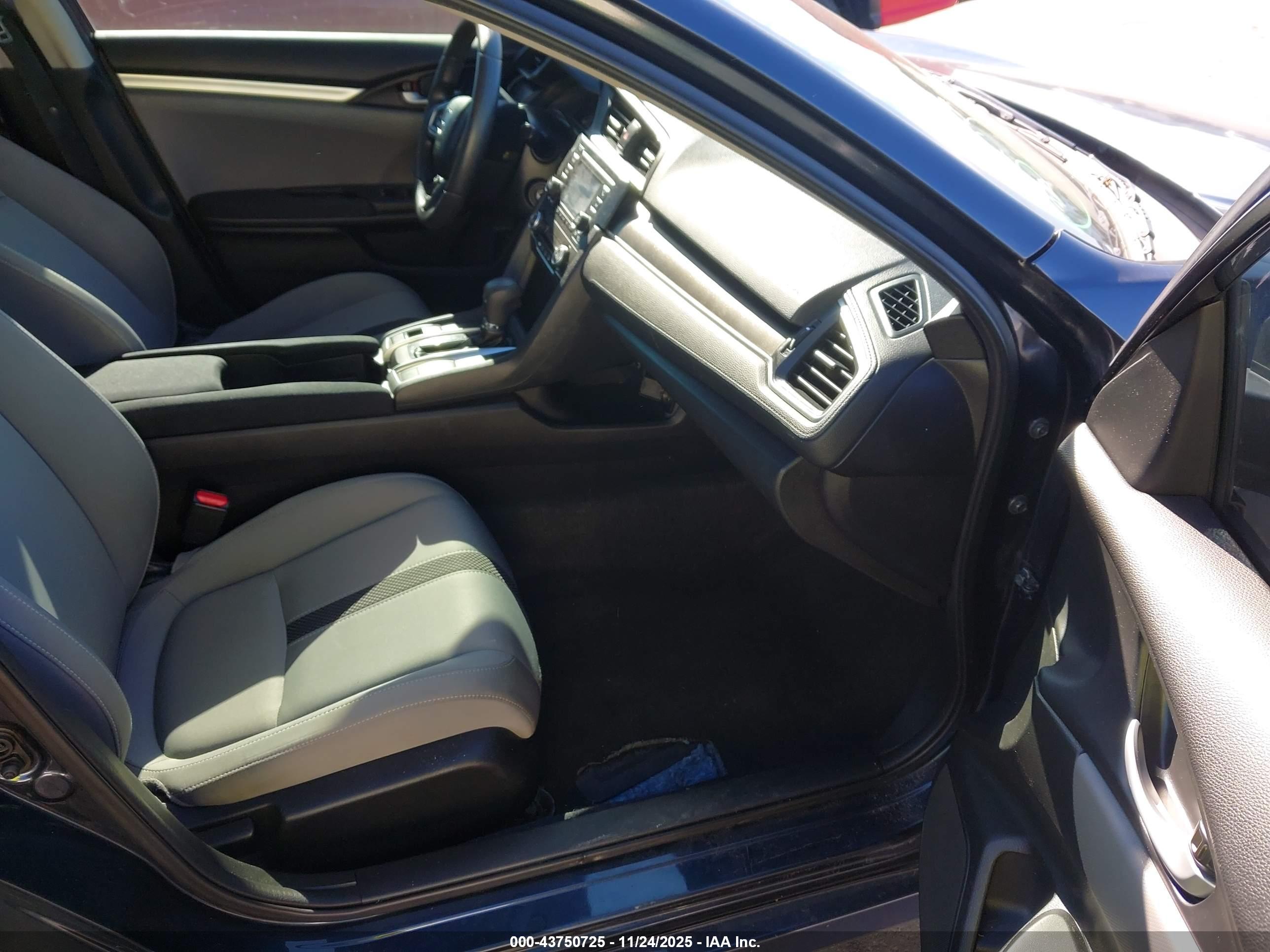 HONDA CIVIC image 5