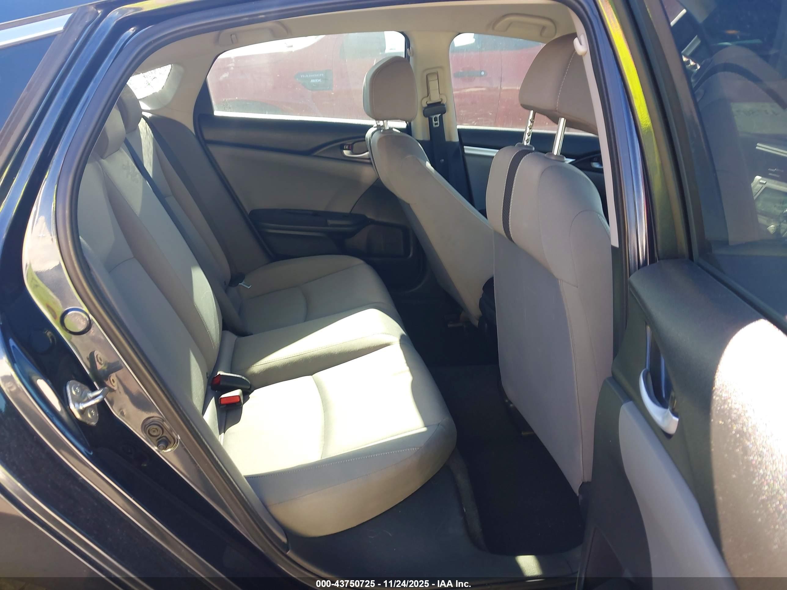 HONDA CIVIC image 8