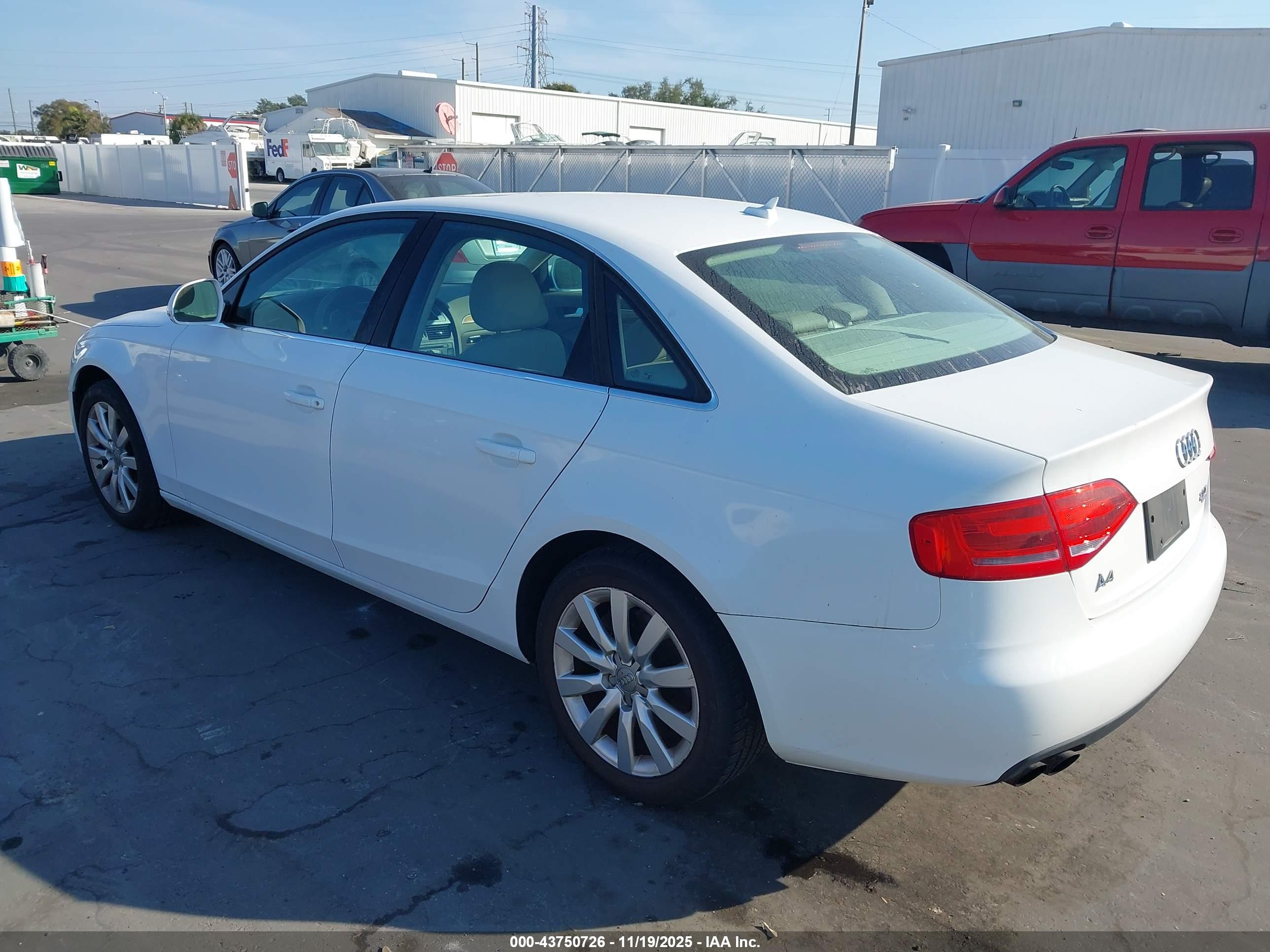 AUDI A4 image 3