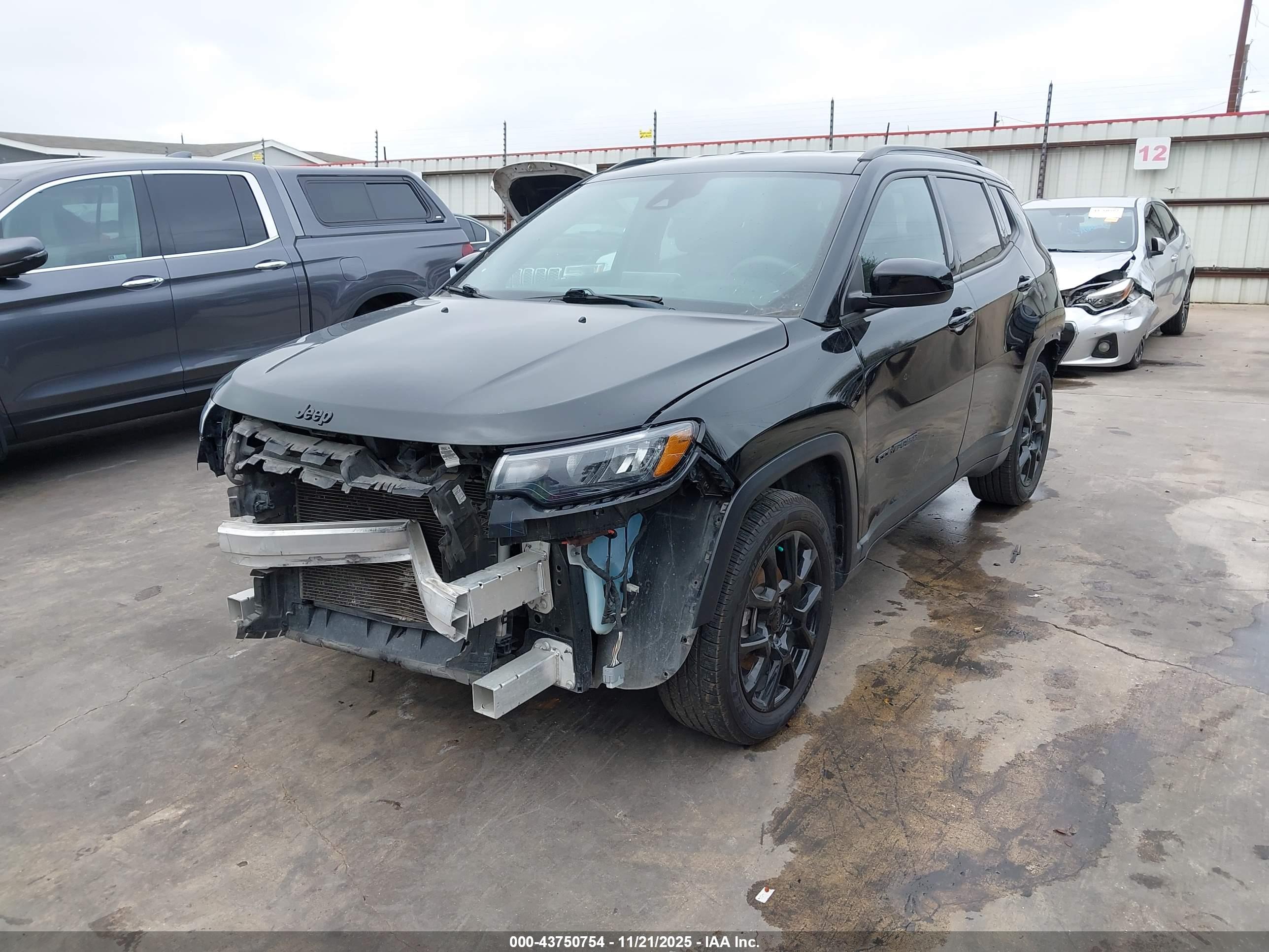 JEEP COMPASS image 2