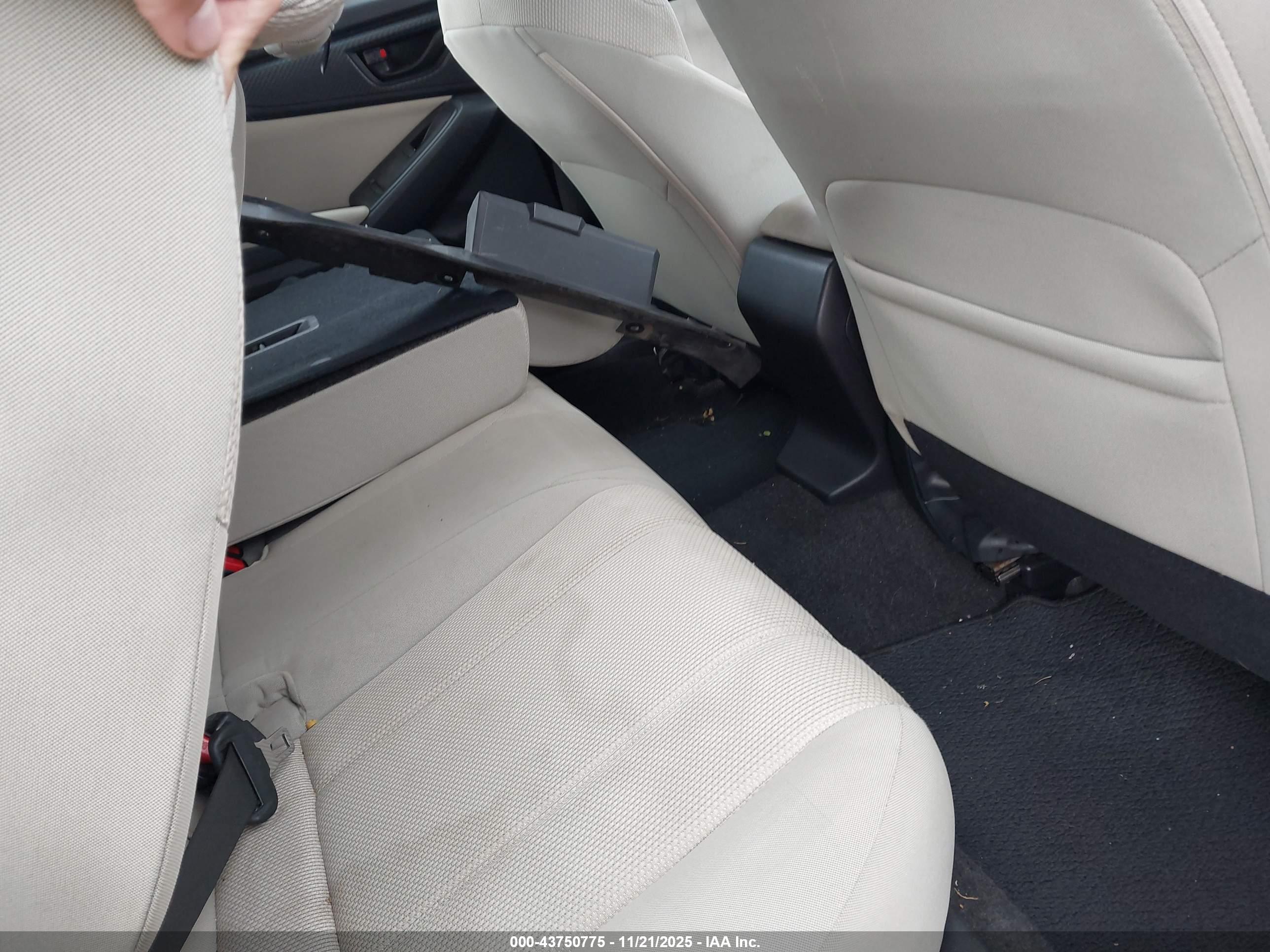 SUBARU IMPREZA image 8