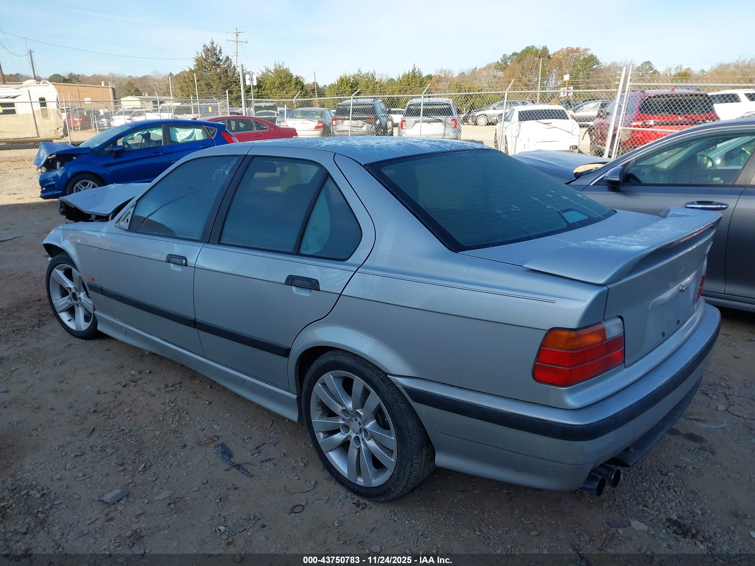 BMW M3 image 3