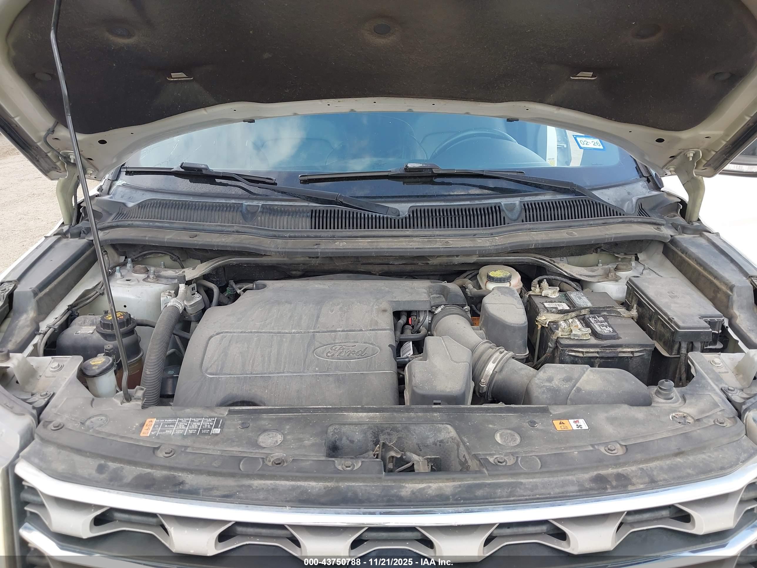 FORD EXPLORER image 10