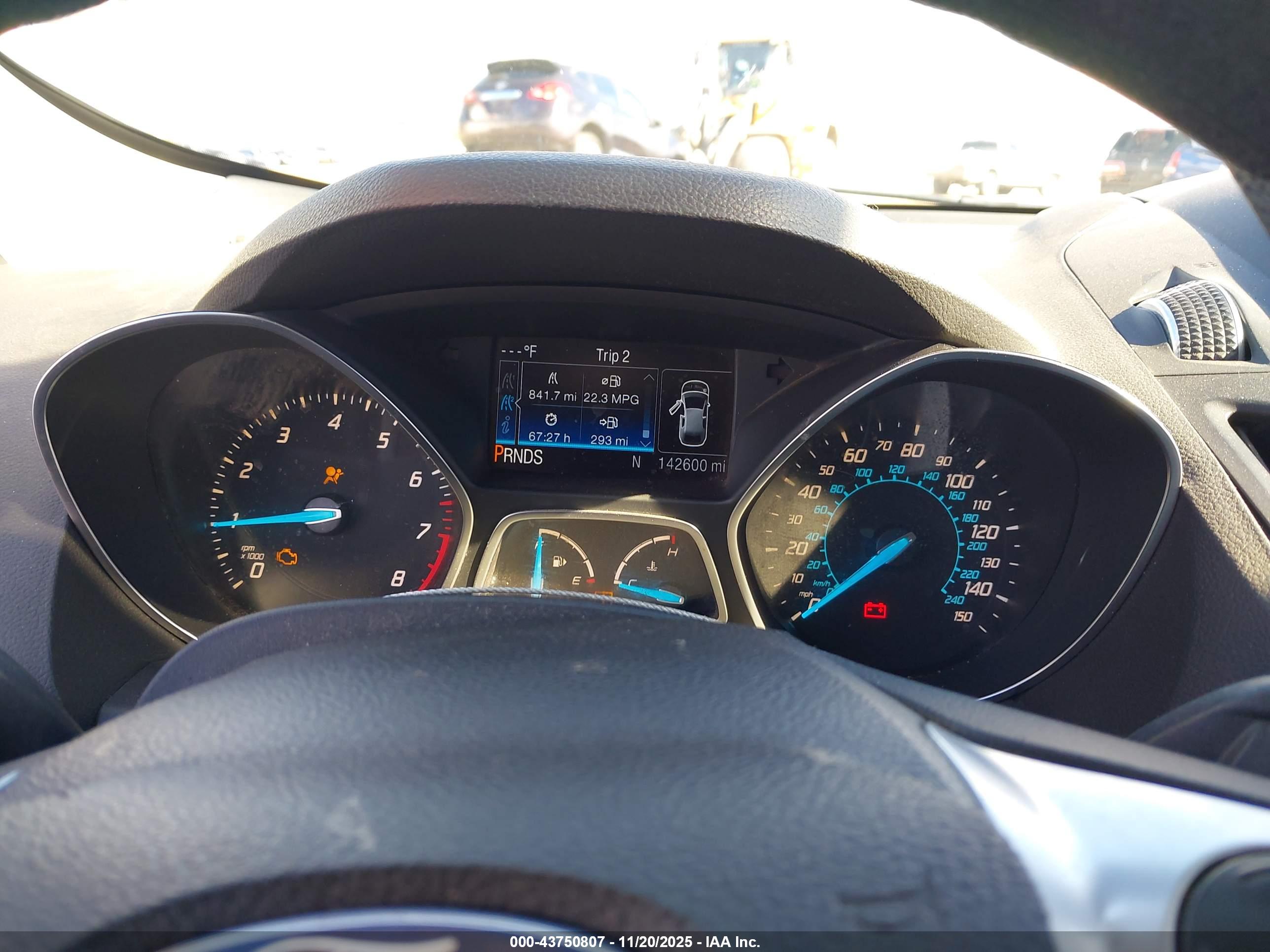 FORD ESCAPE image 7