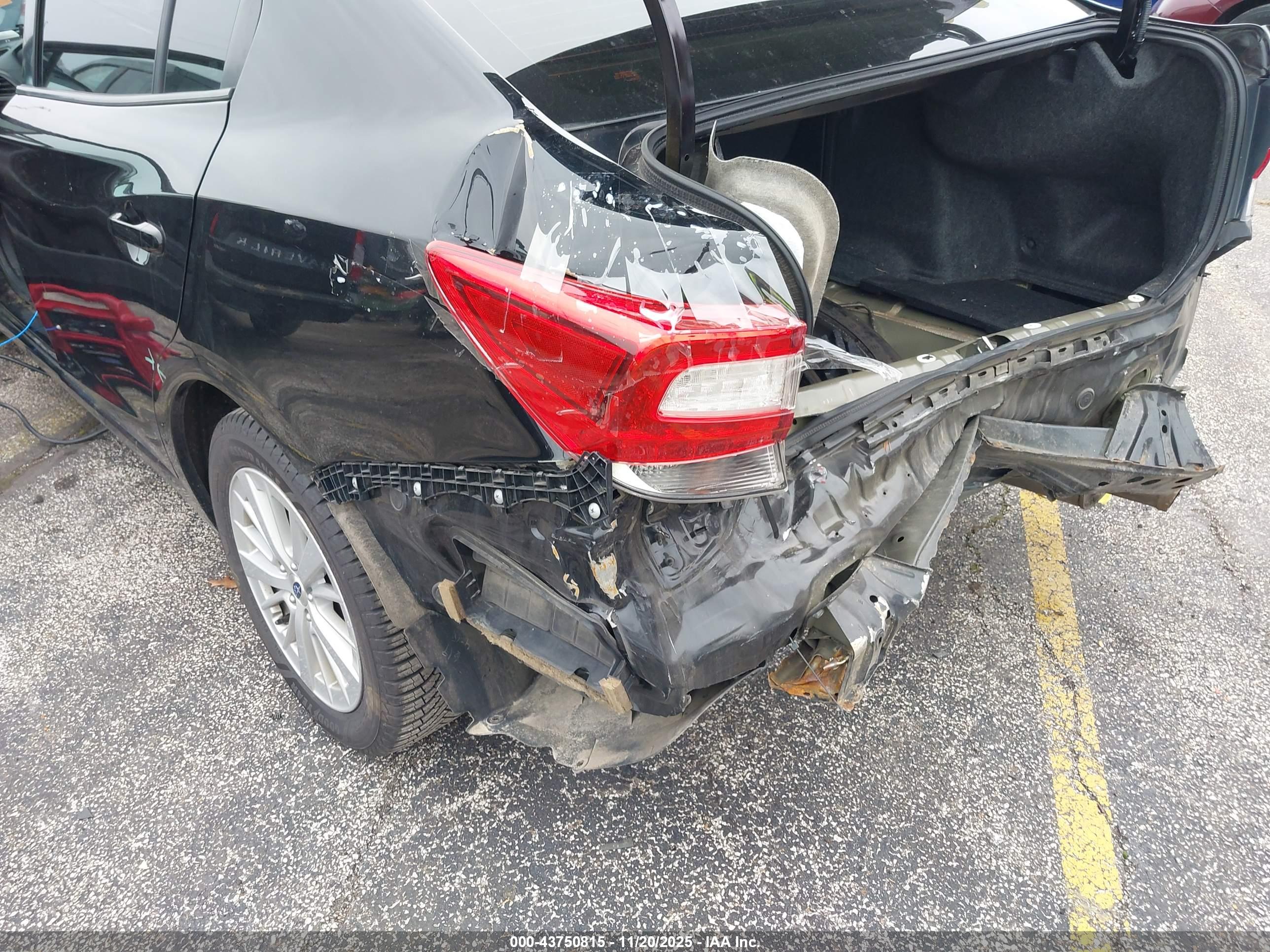 SUBARU IMPREZA image 6