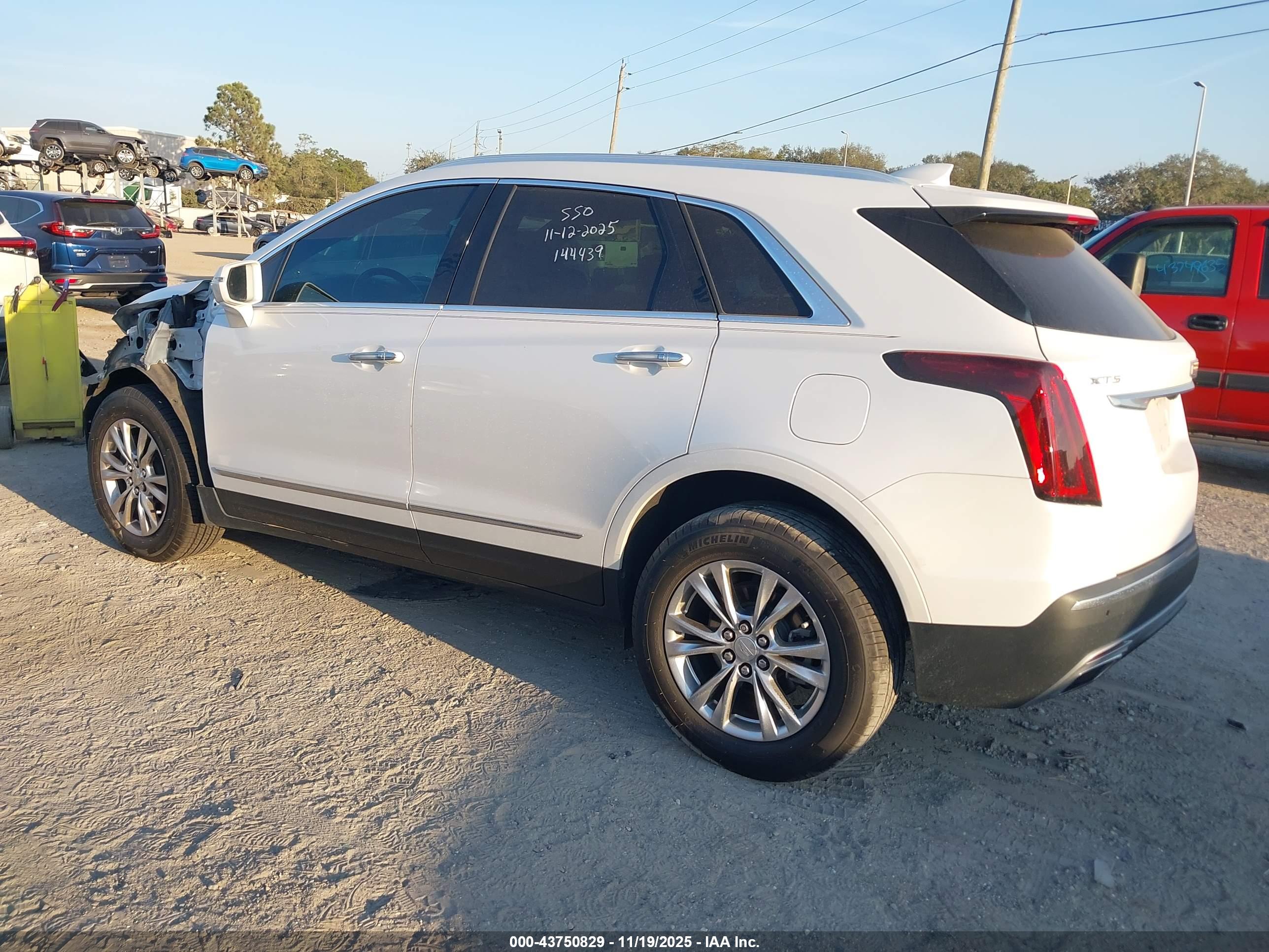 CADILLAC XT5 image 3