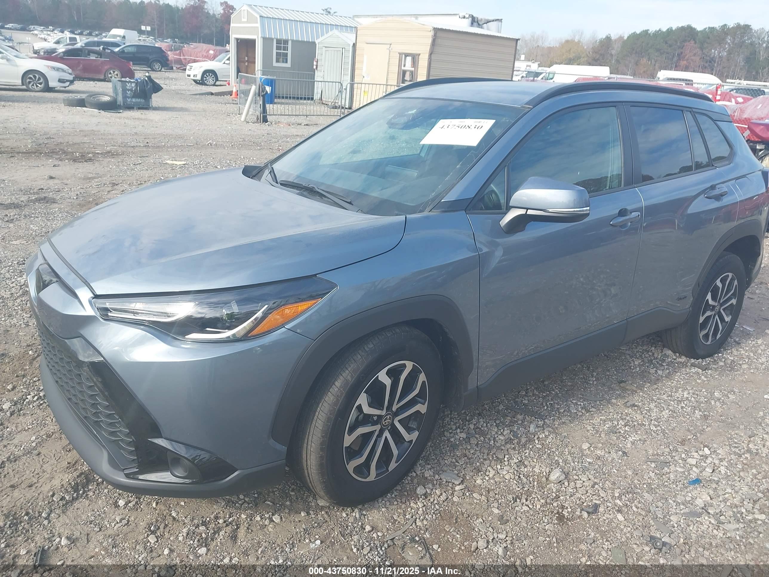TOYOTA COROLLA image 2