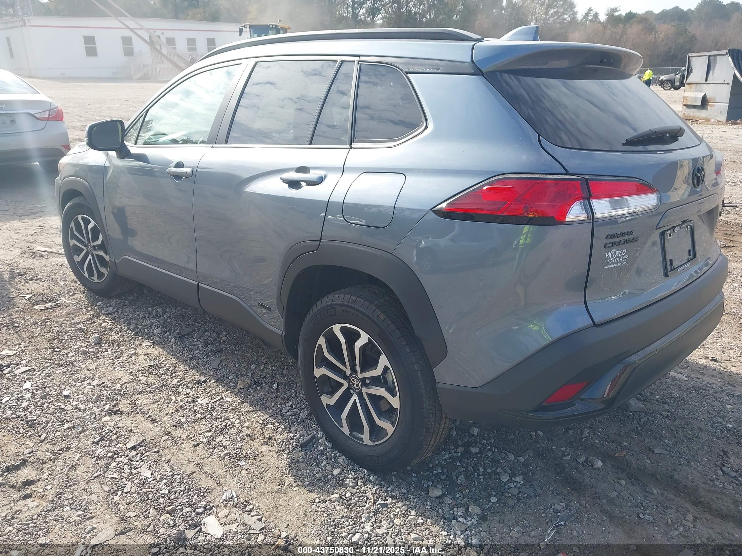 TOYOTA COROLLA image 3