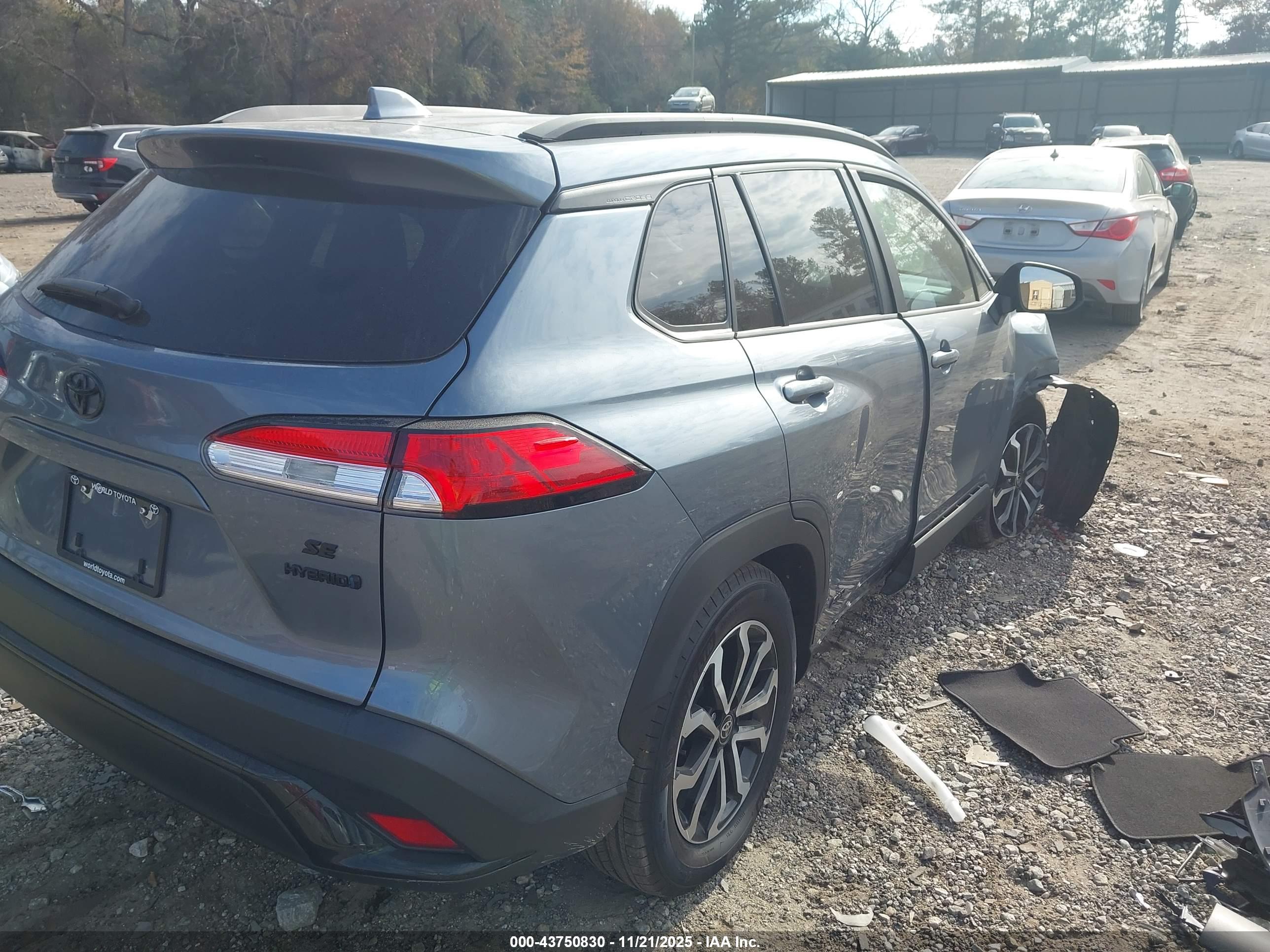 TOYOTA COROLLA image 4