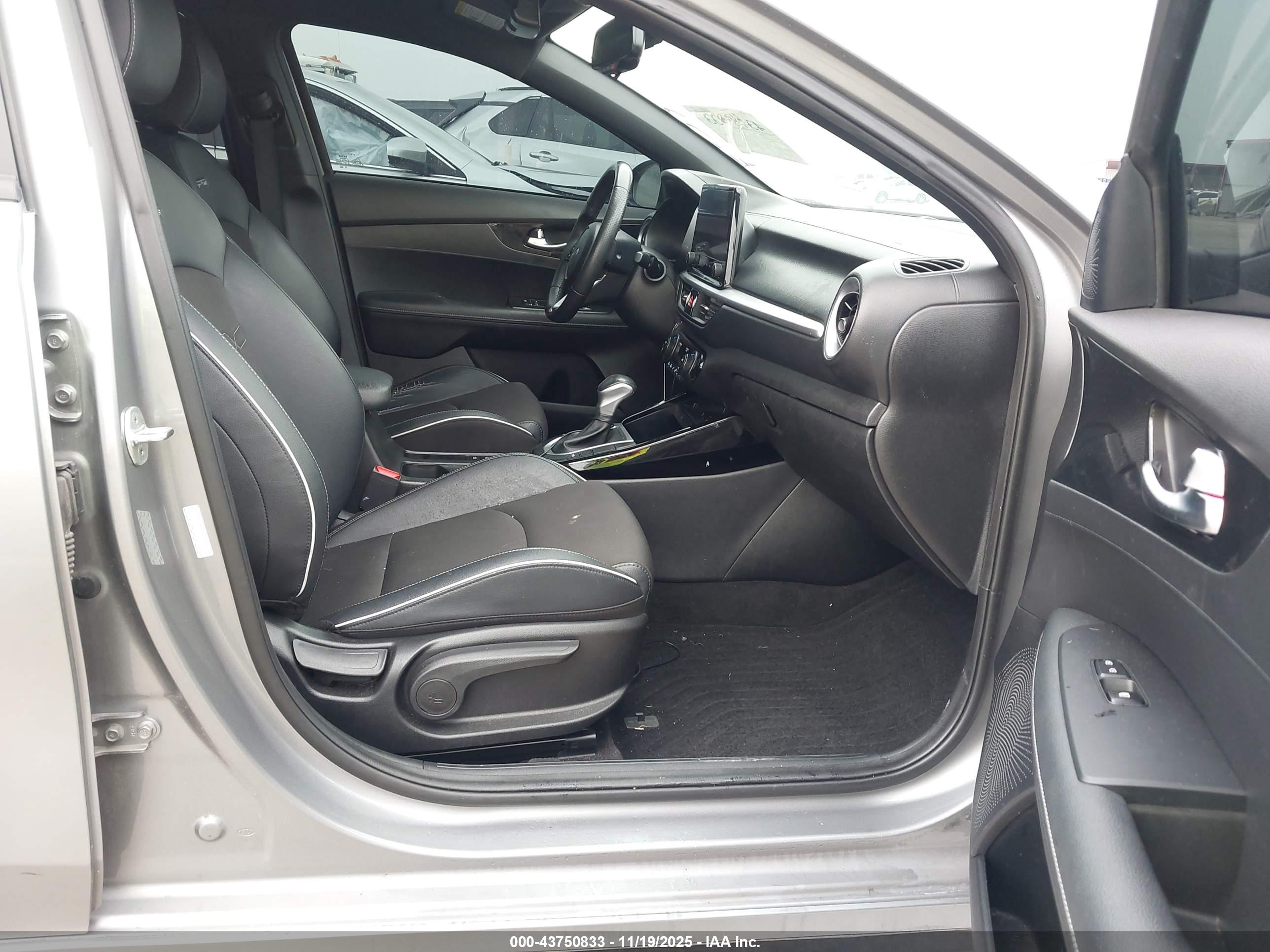 KIA FORTE image 5