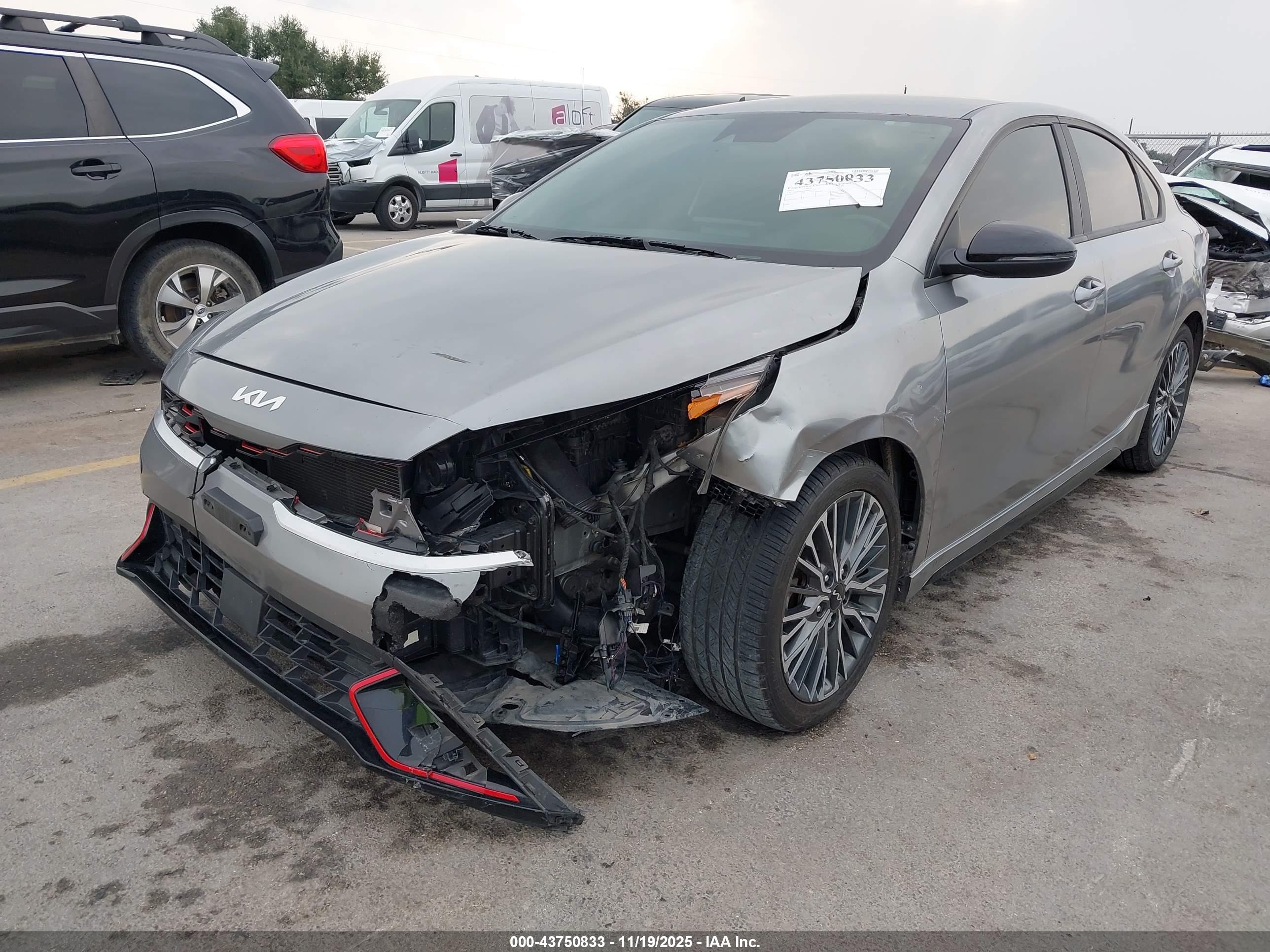 KIA FORTE image 6