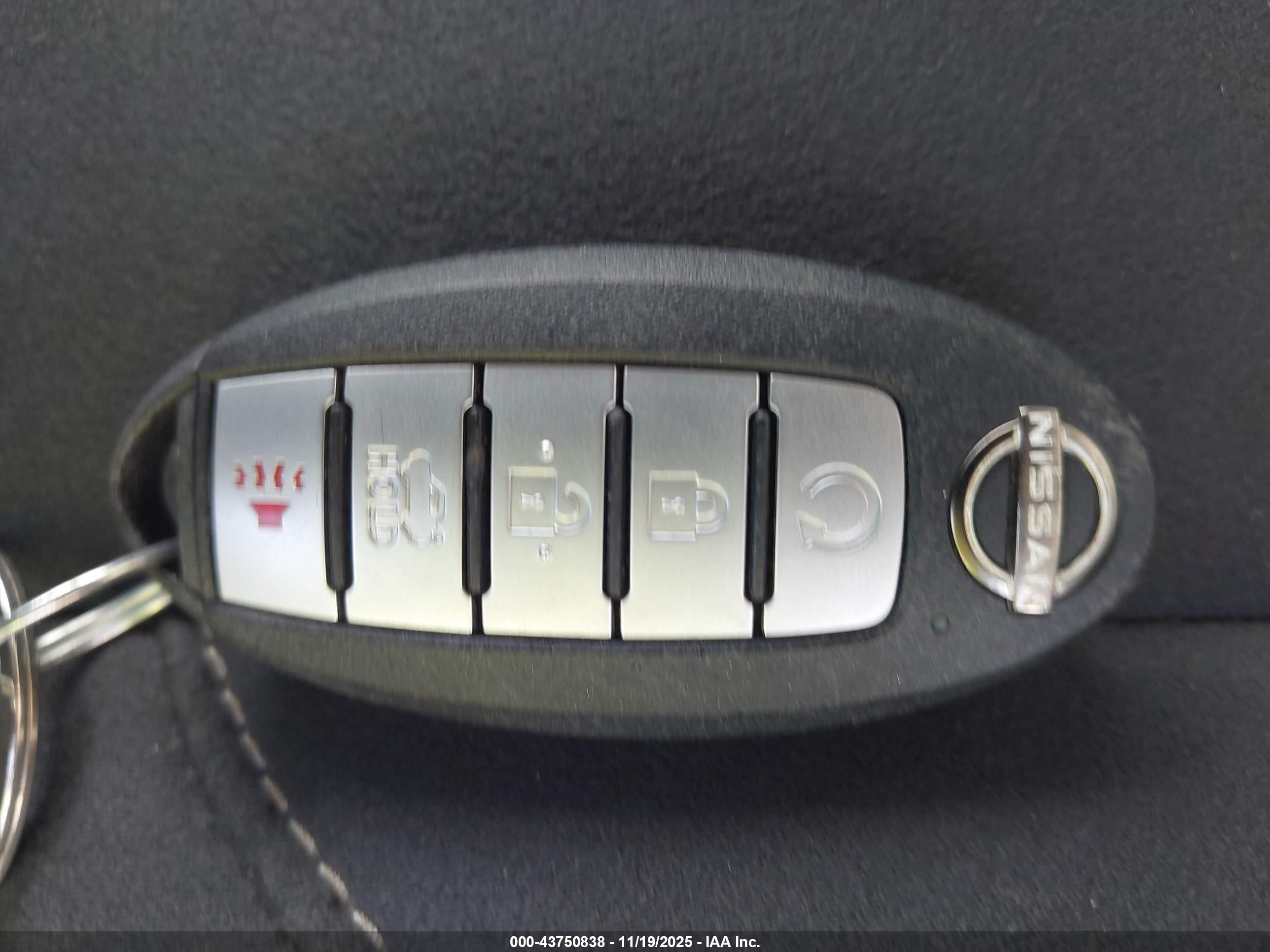 NISSAN ALTIMA image 11