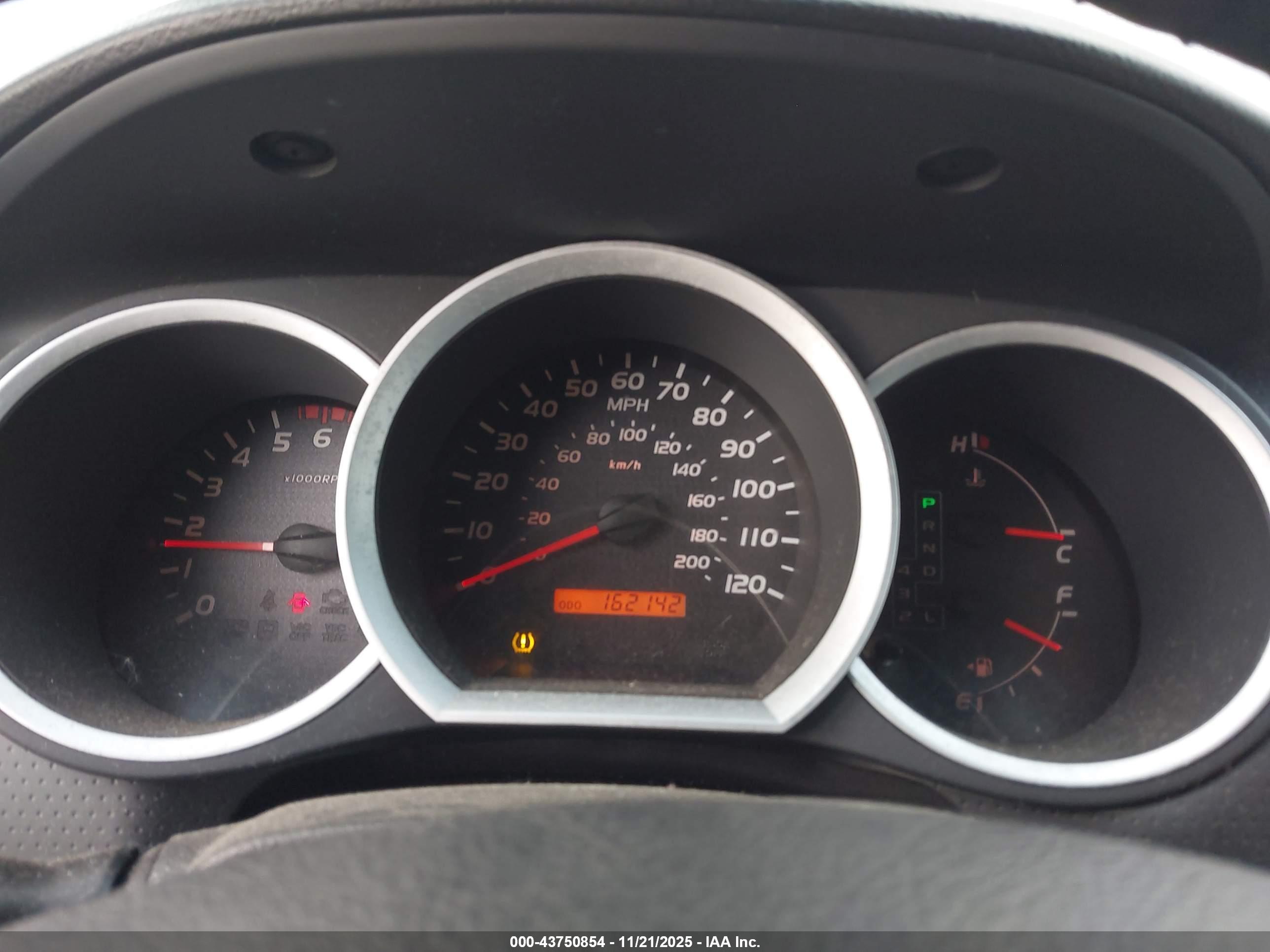 TOYOTA TACOMA image 7