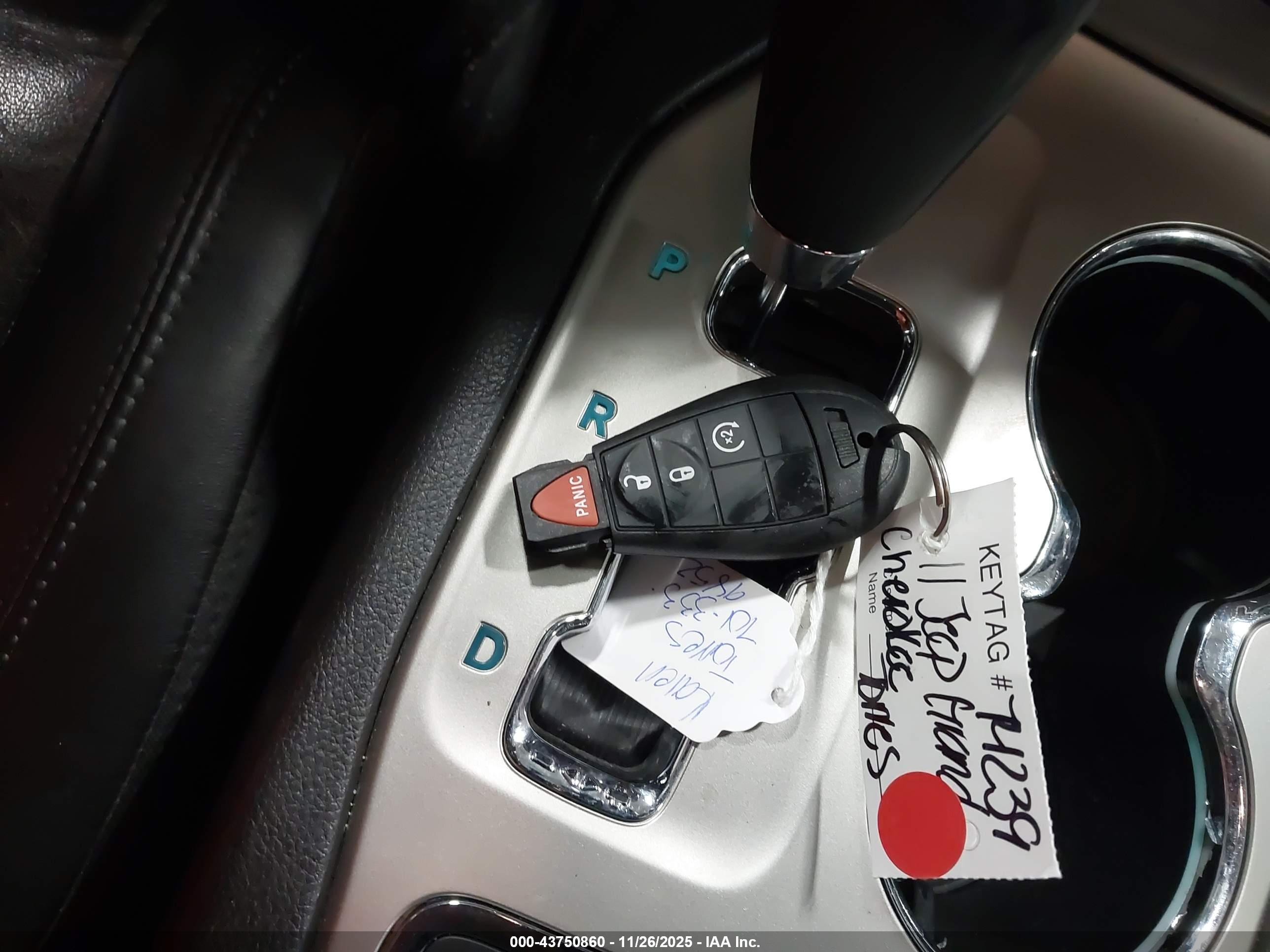 JEEP GRAND image 11