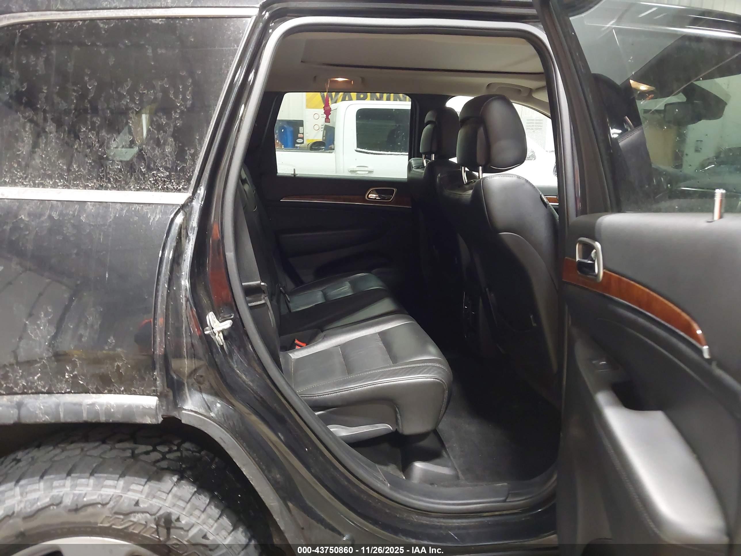 JEEP GRAND image 8