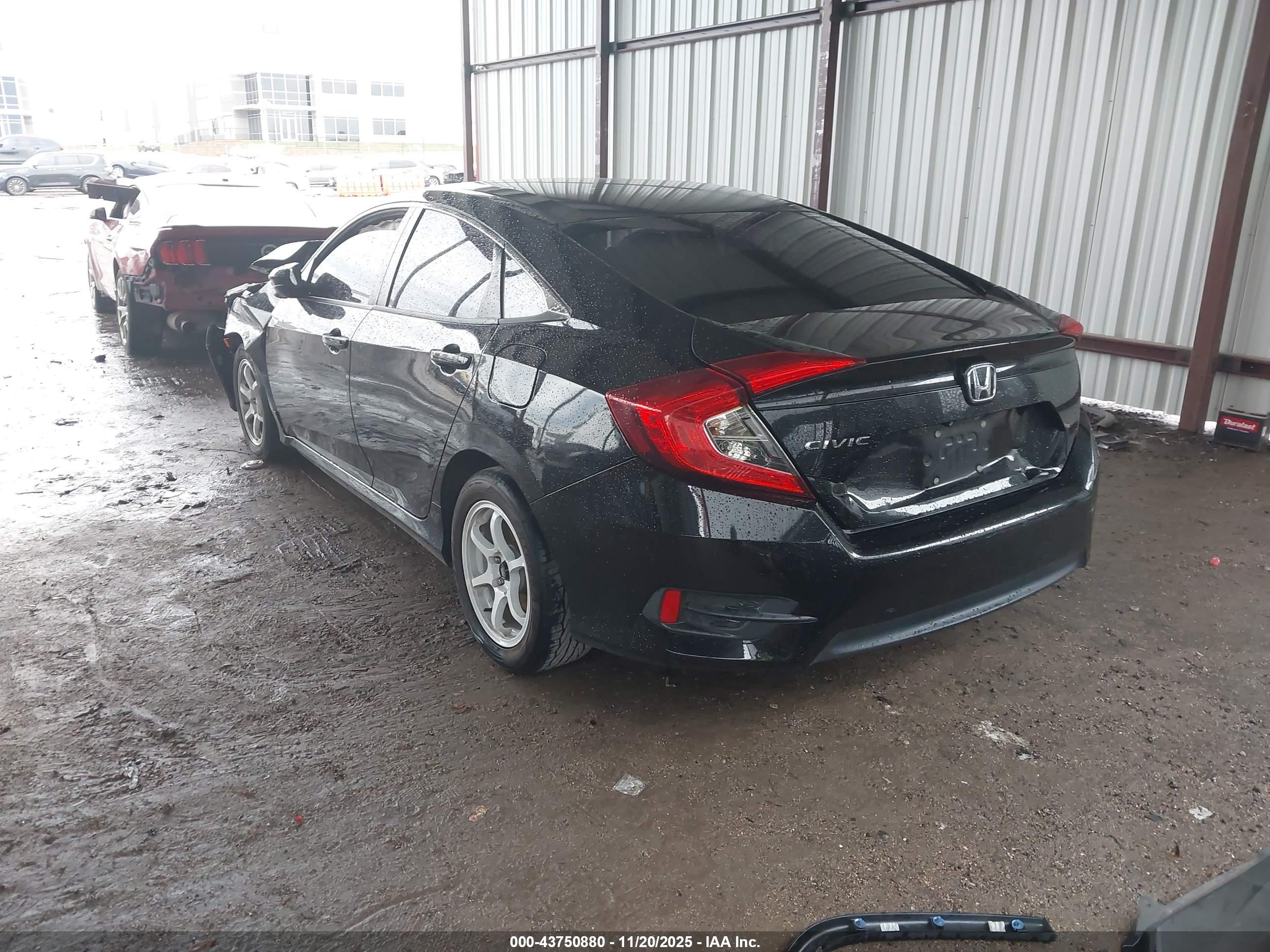 HONDA CIVIC image 3