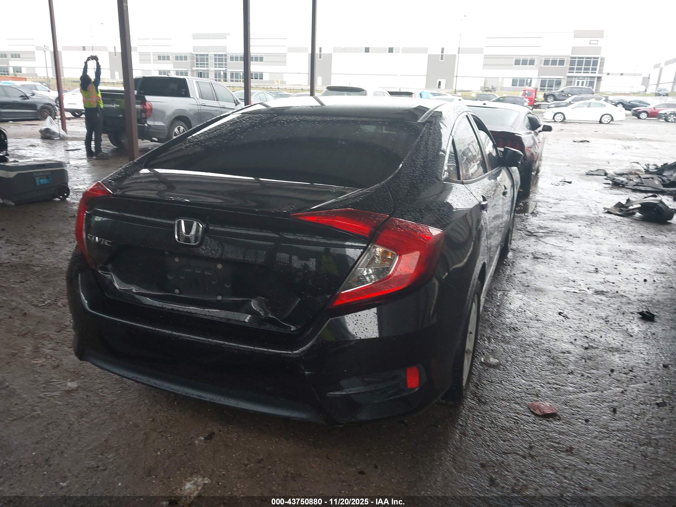 HONDA CIVIC image 4