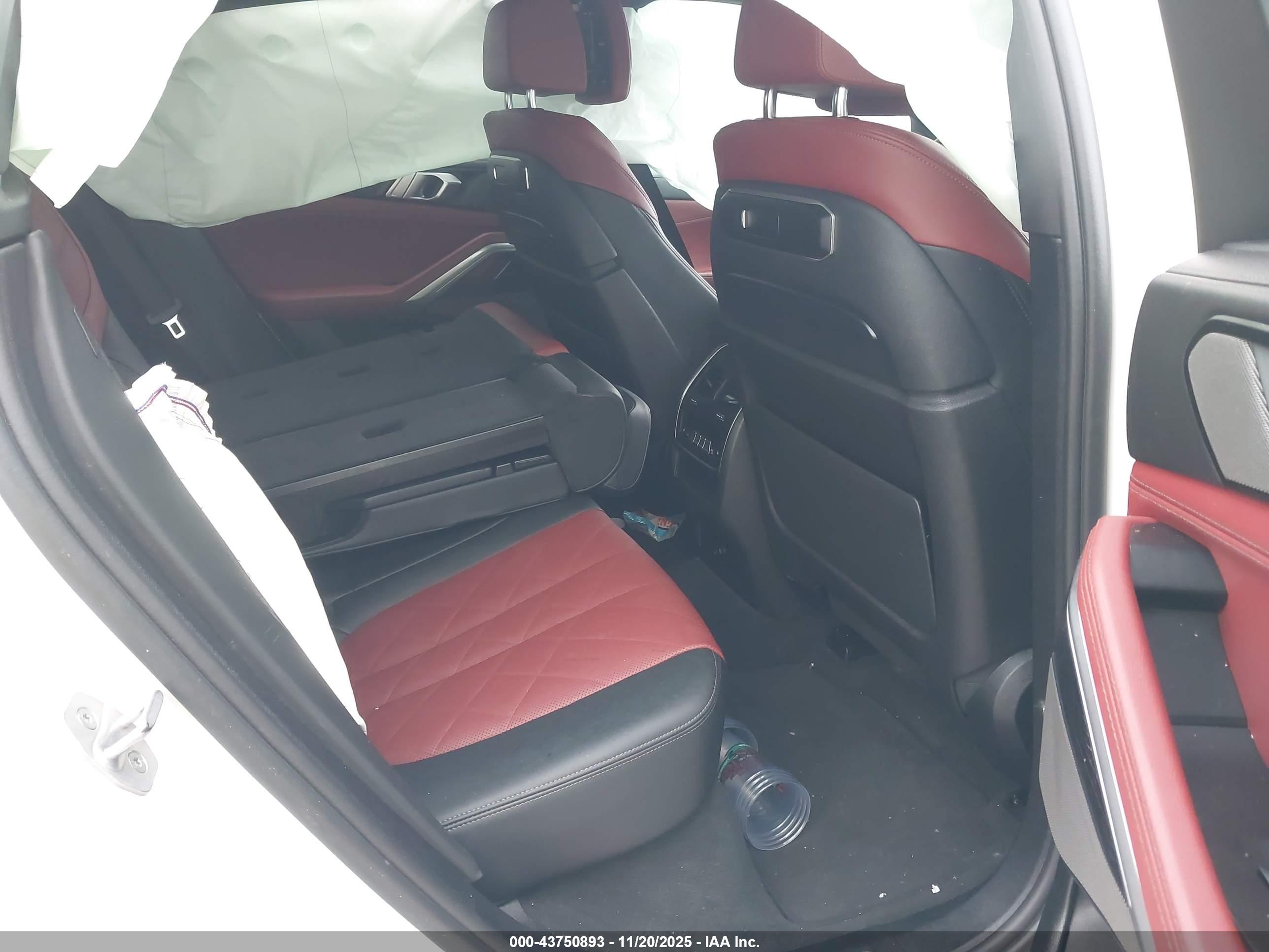BMW X6 image 8