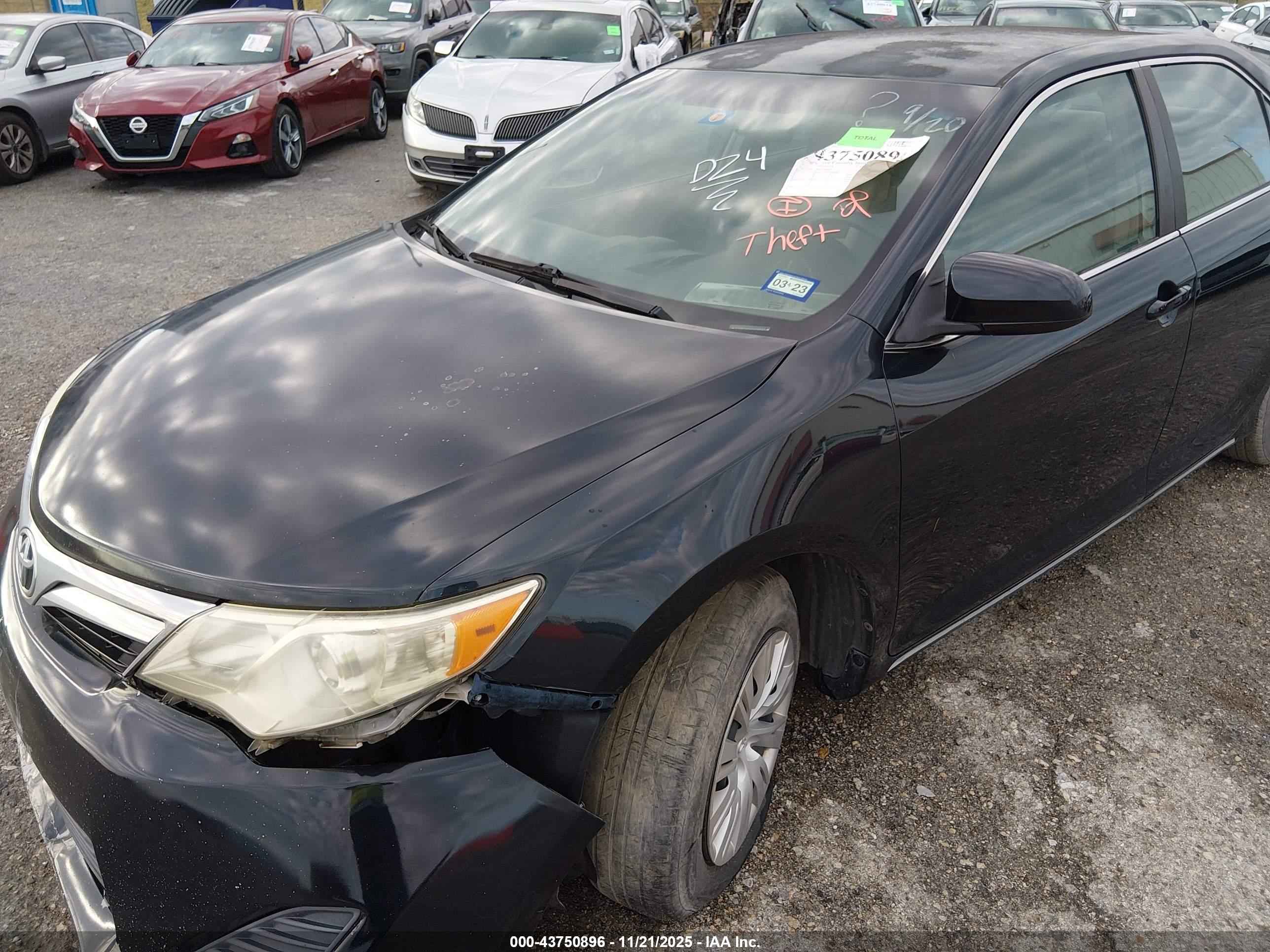 TOYOTA CAMRY image 6