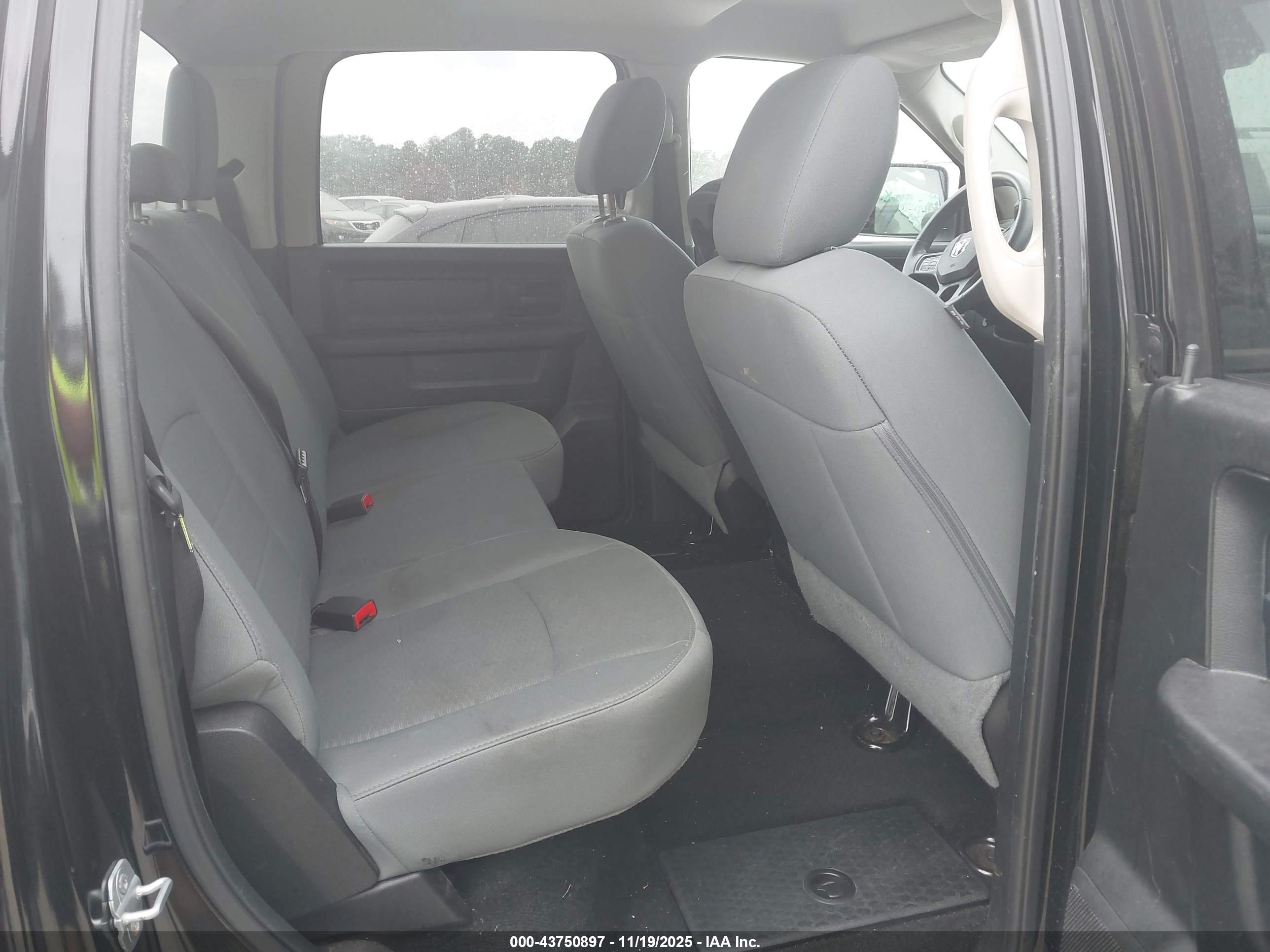 RAM 1500 image 8