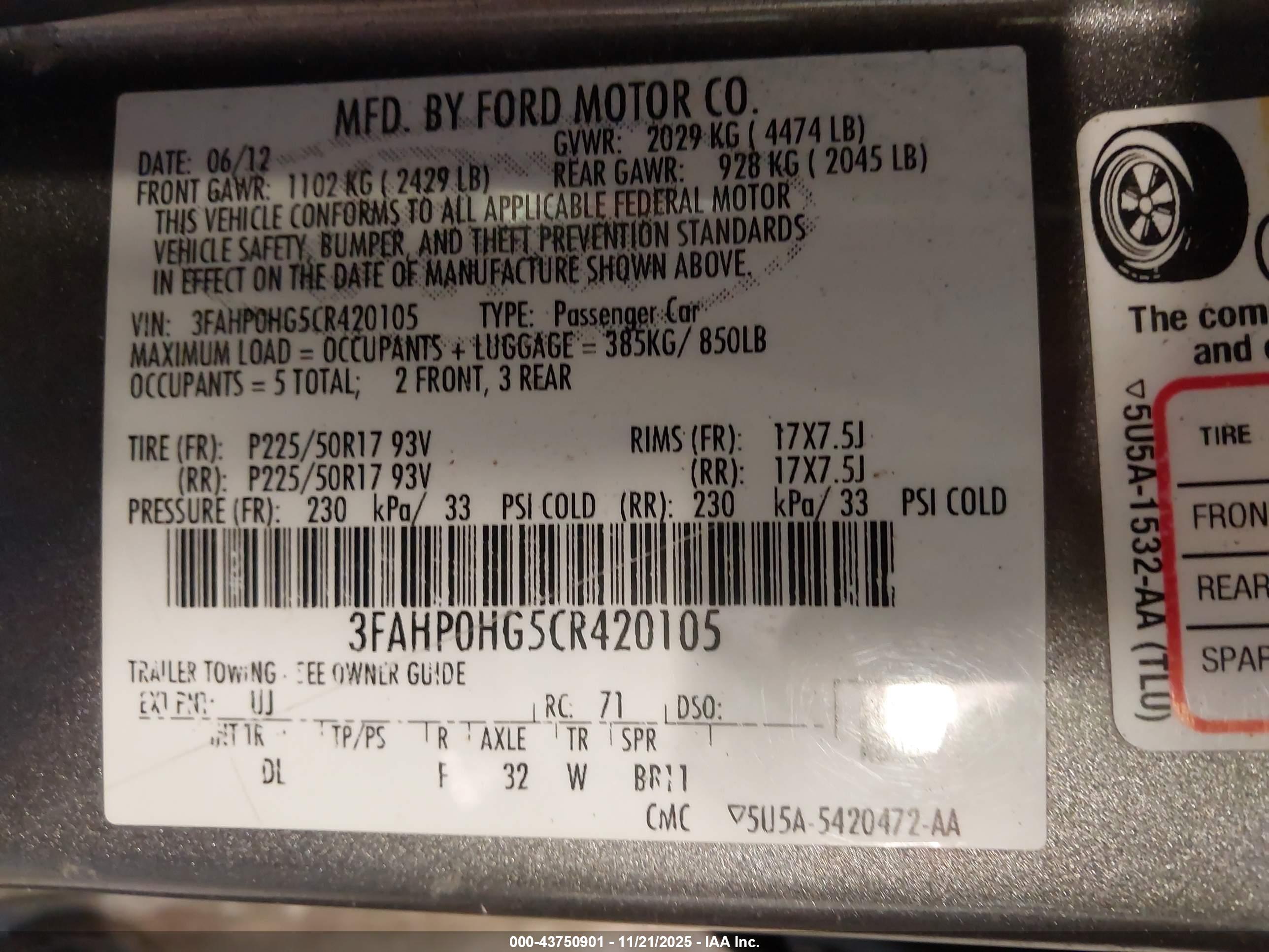 FORD FUSION image 9