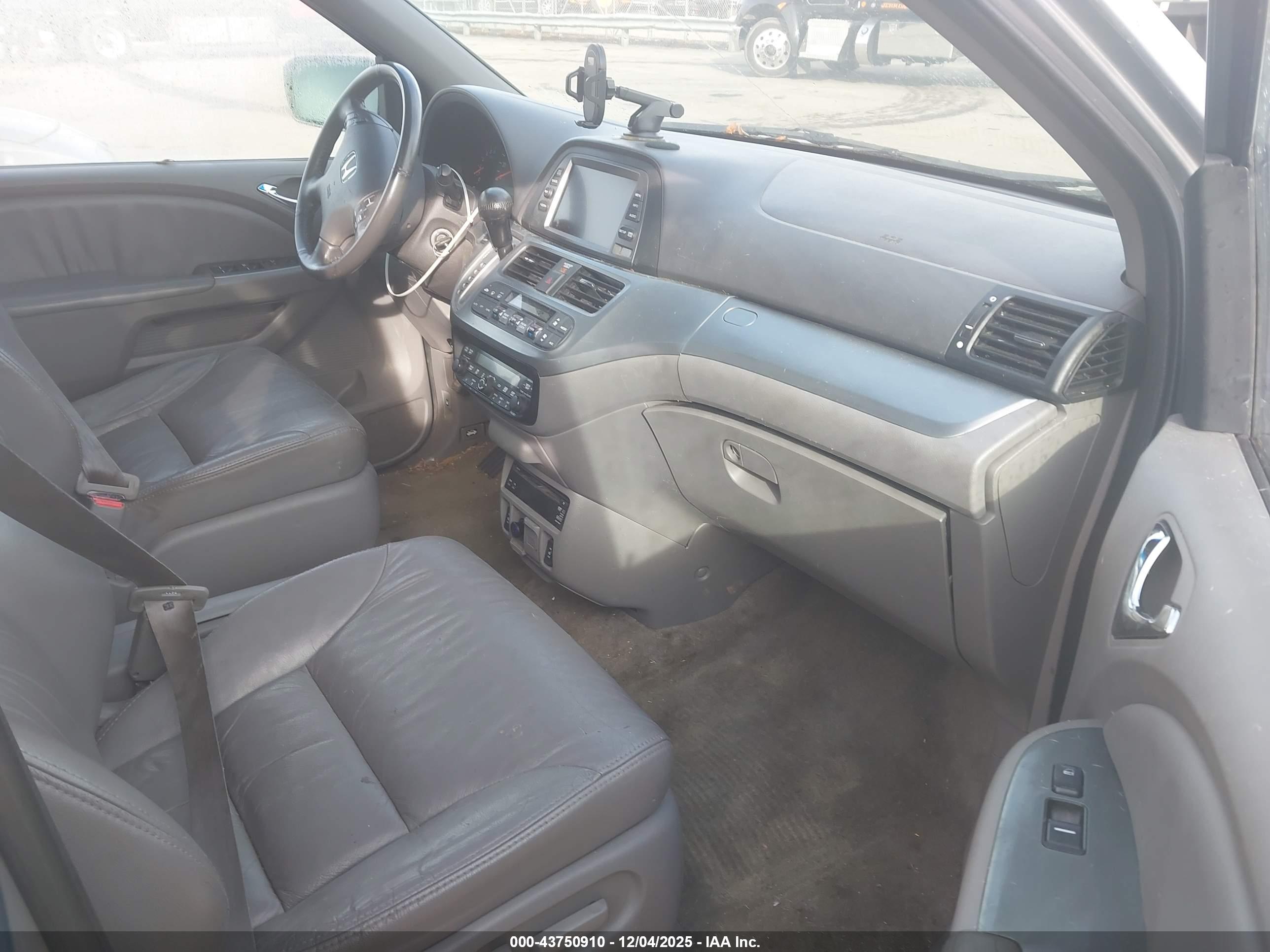 HONDA ODYSSEY image 5