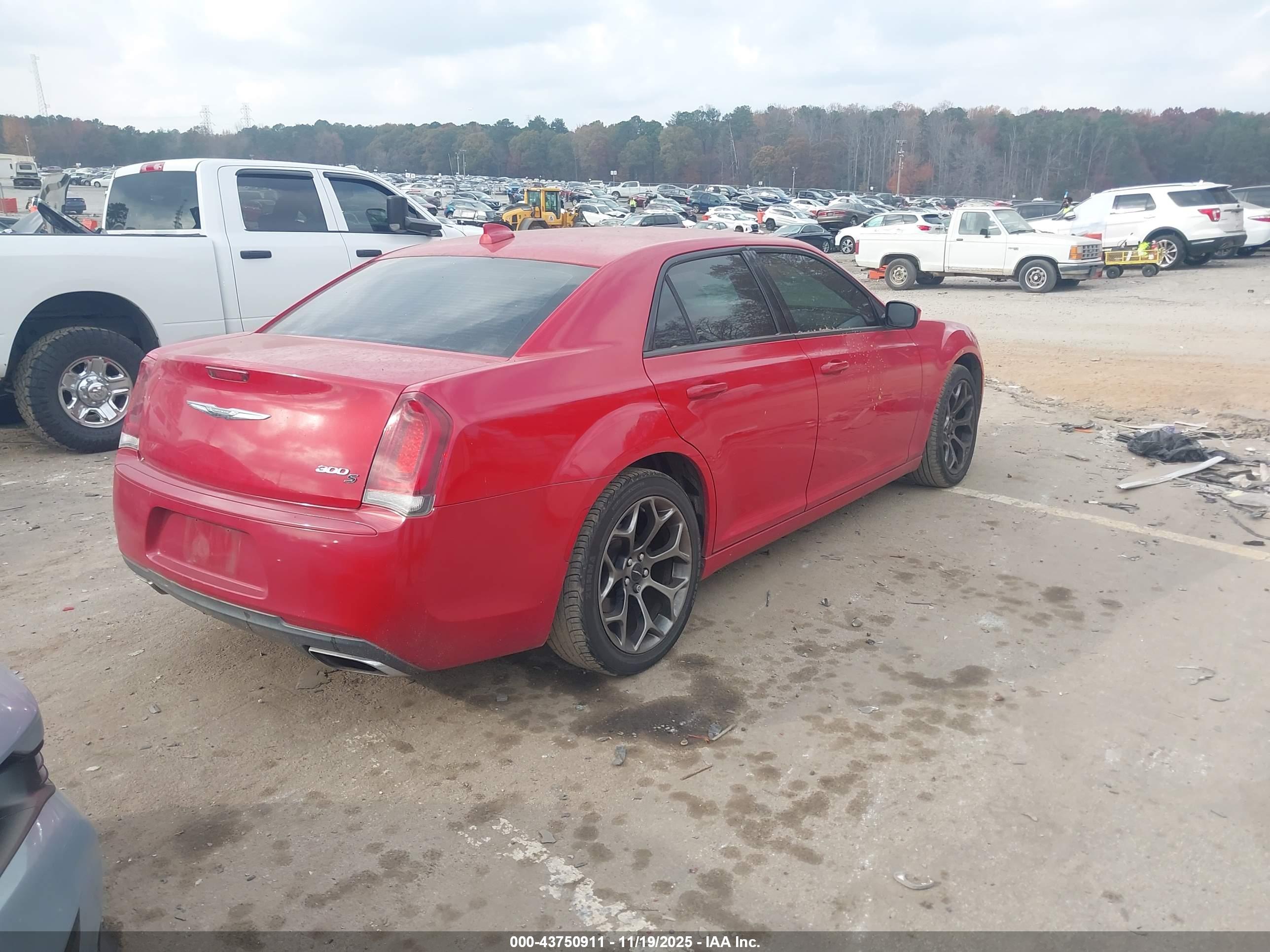 CHRYSLER 300 image 4
