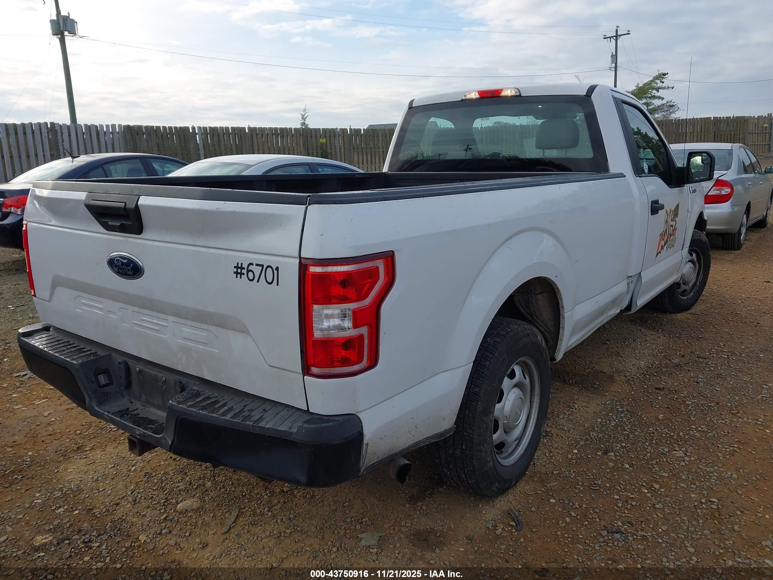 FORD F-150 image 4