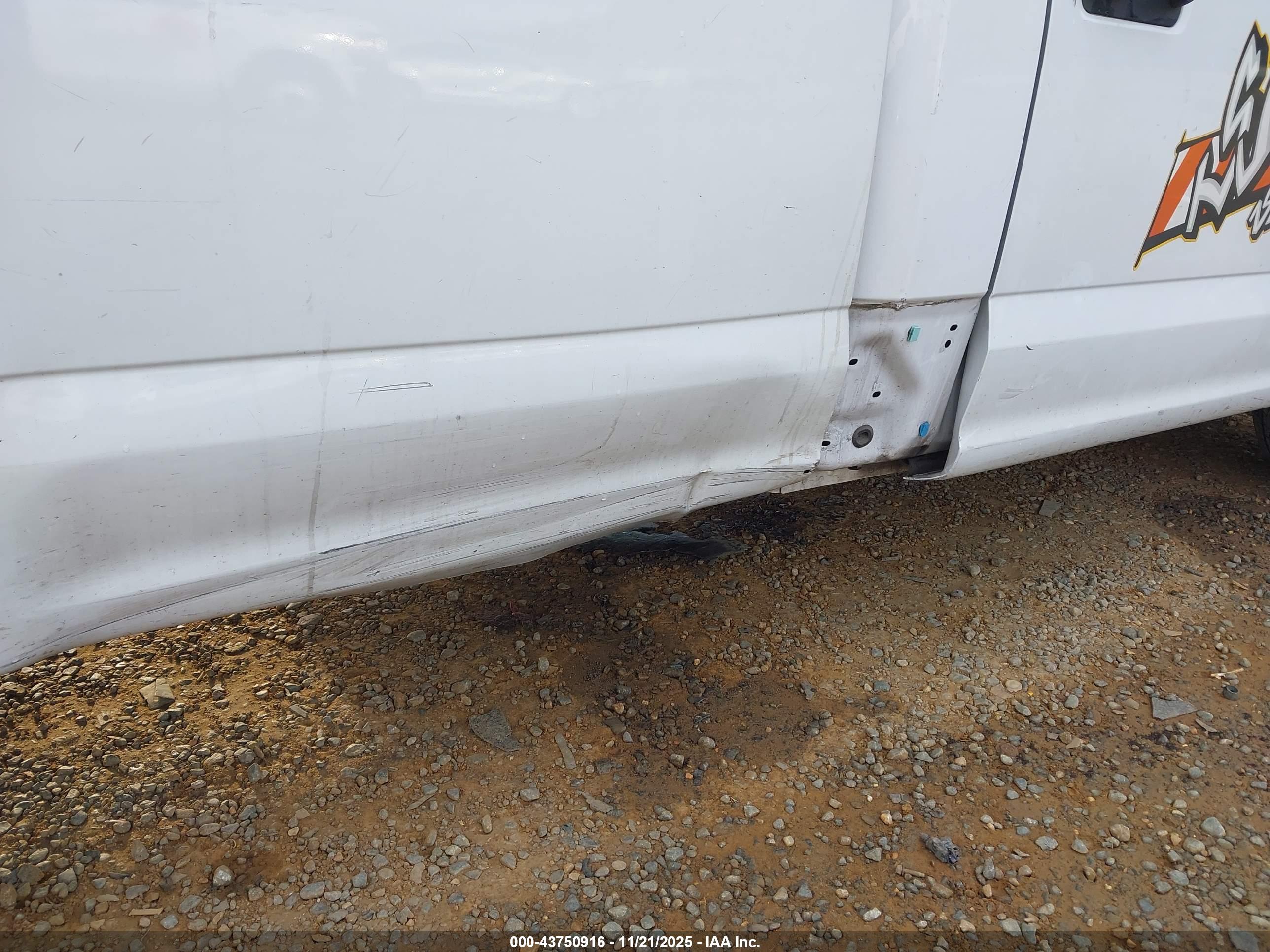 FORD F-150 image 6