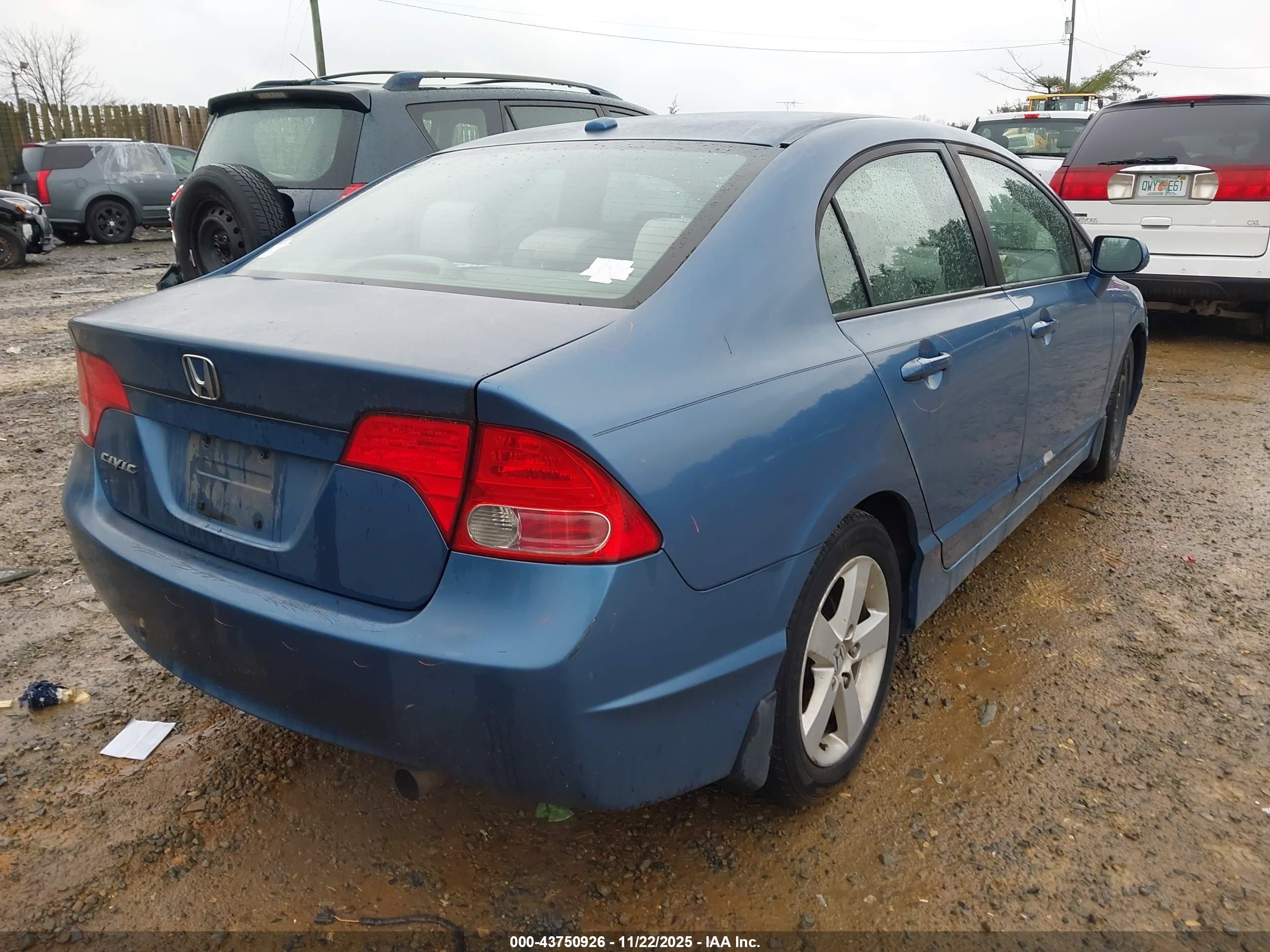 HONDA CIVIC image 4