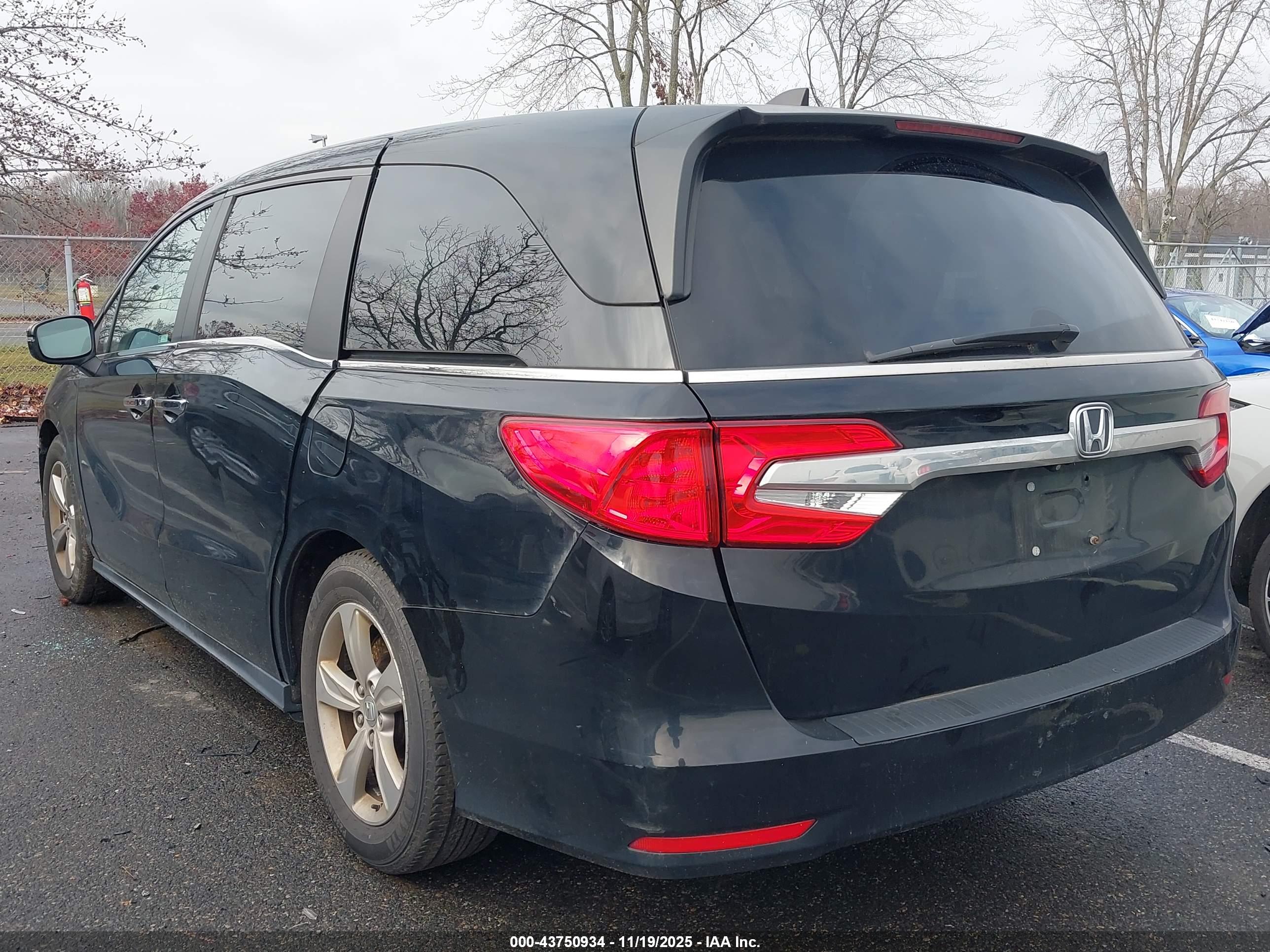 HONDA ODYSSEY image 3