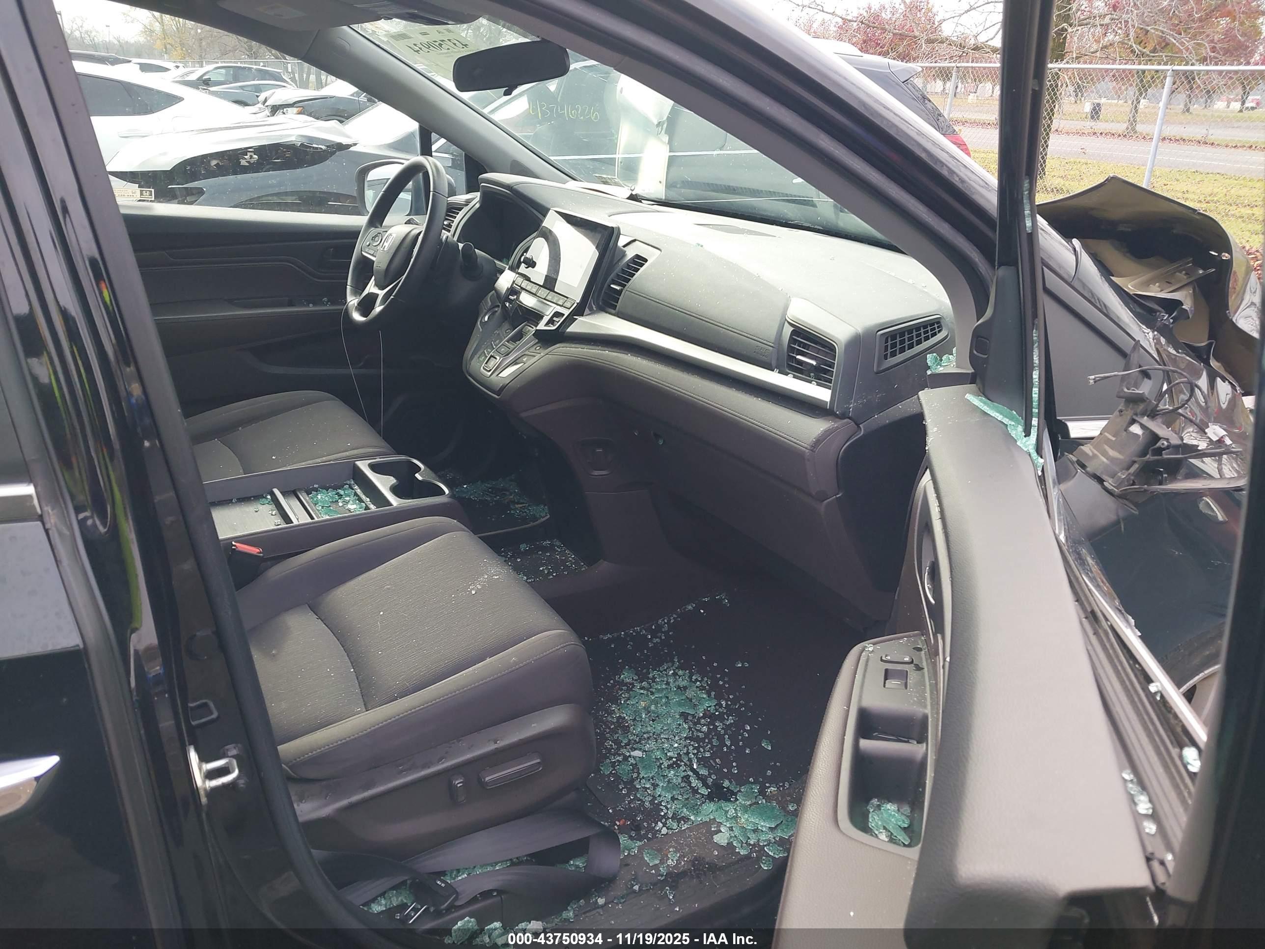 HONDA ODYSSEY image 5