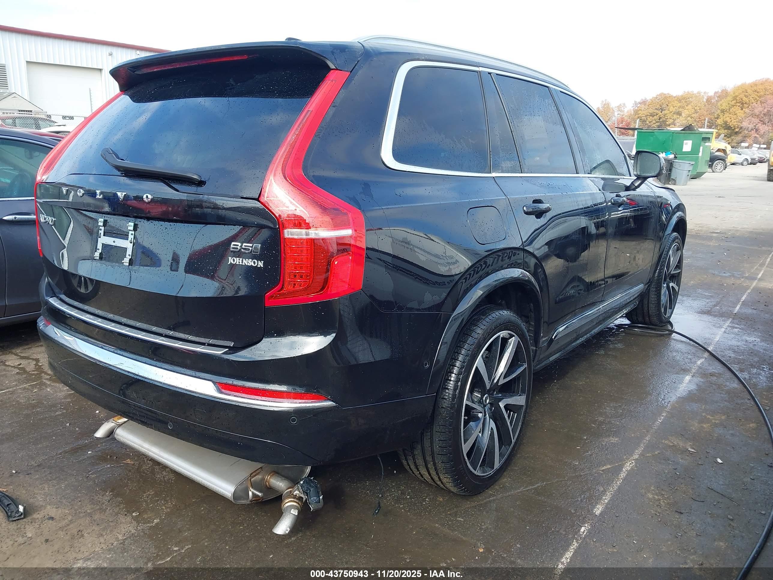 VOLVO XC90 image 4