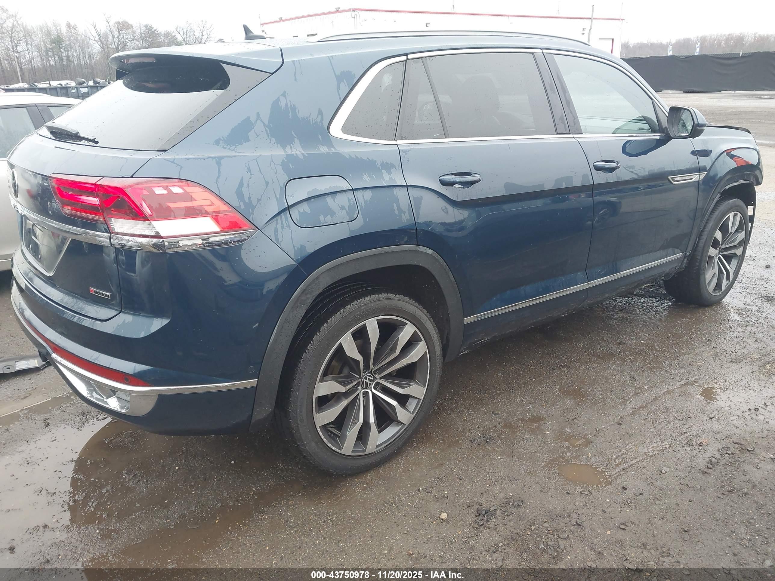 VOLKSWAGEN ATLAS image 4