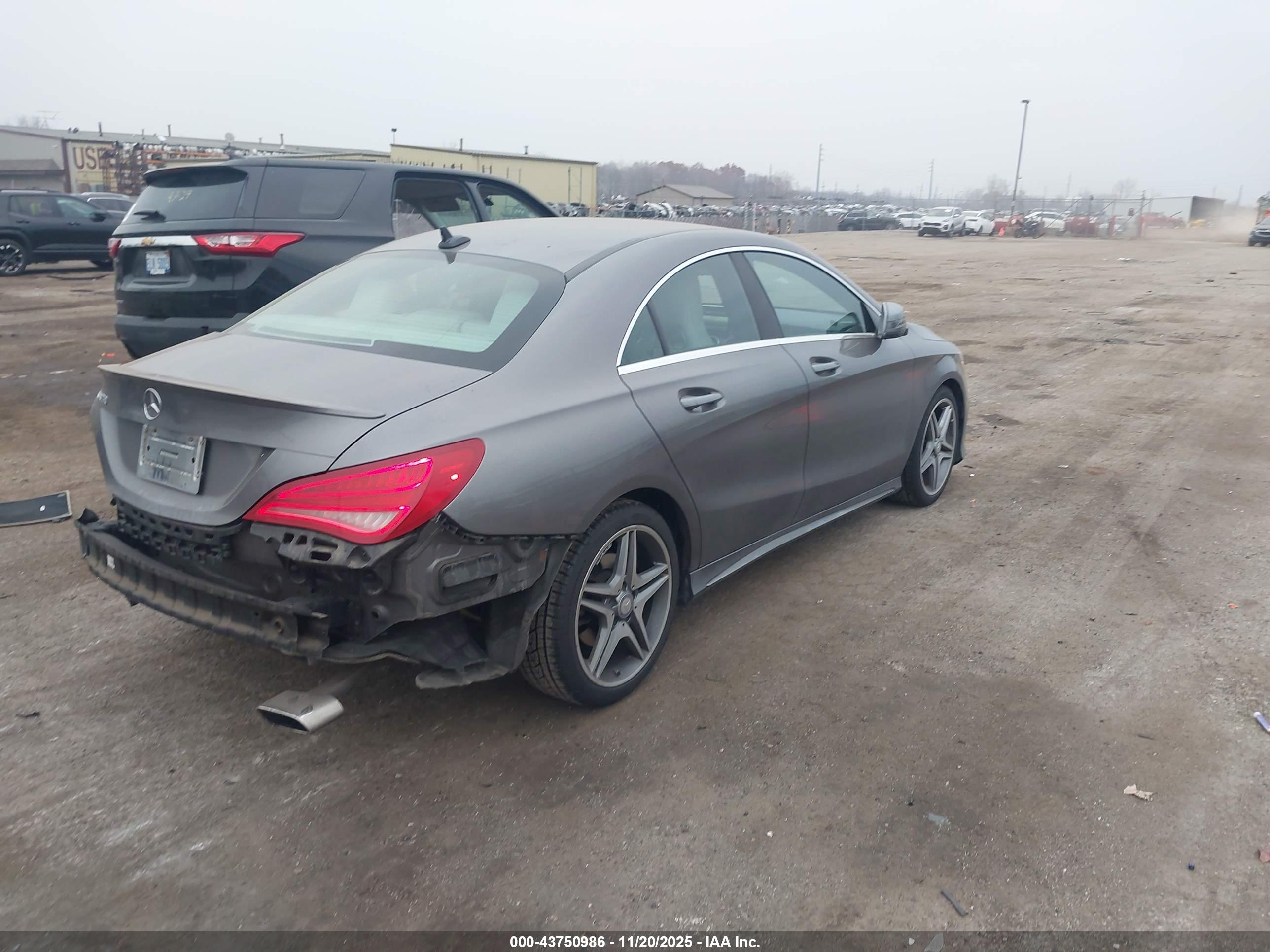 MERCEDES-BENZ CLA image 4