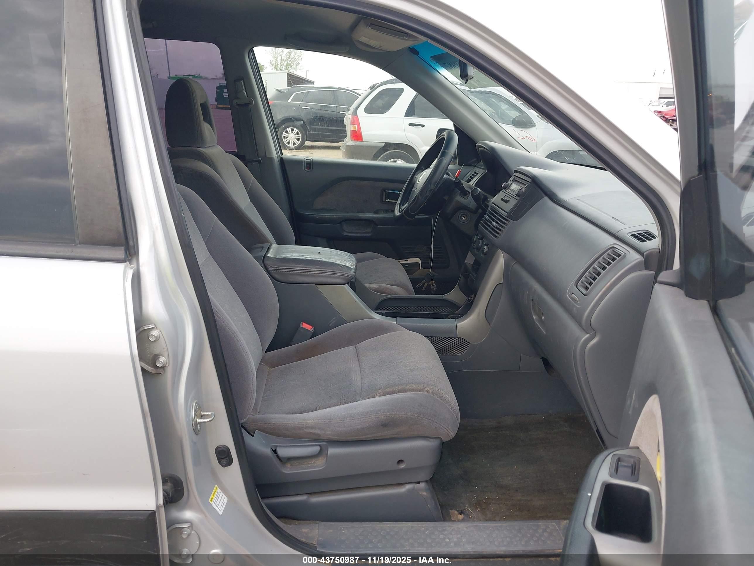 HONDA PILOT image 5