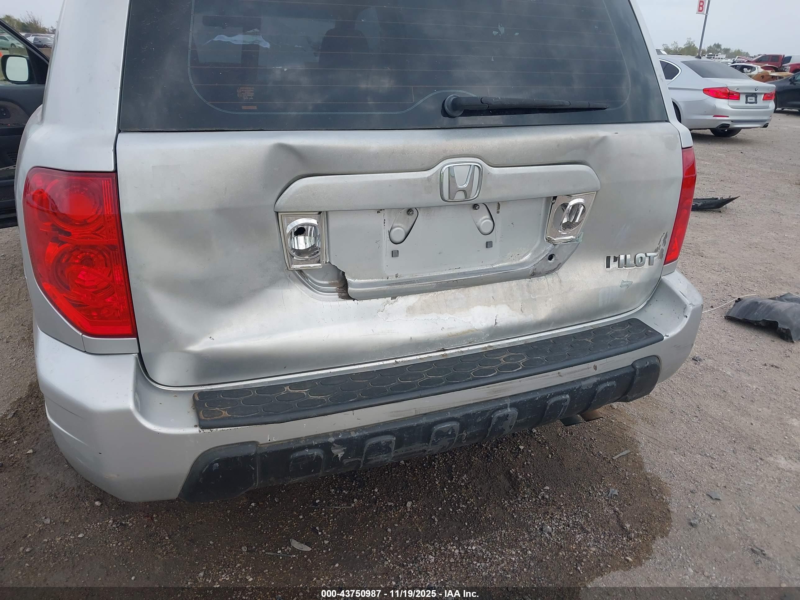HONDA PILOT image 6