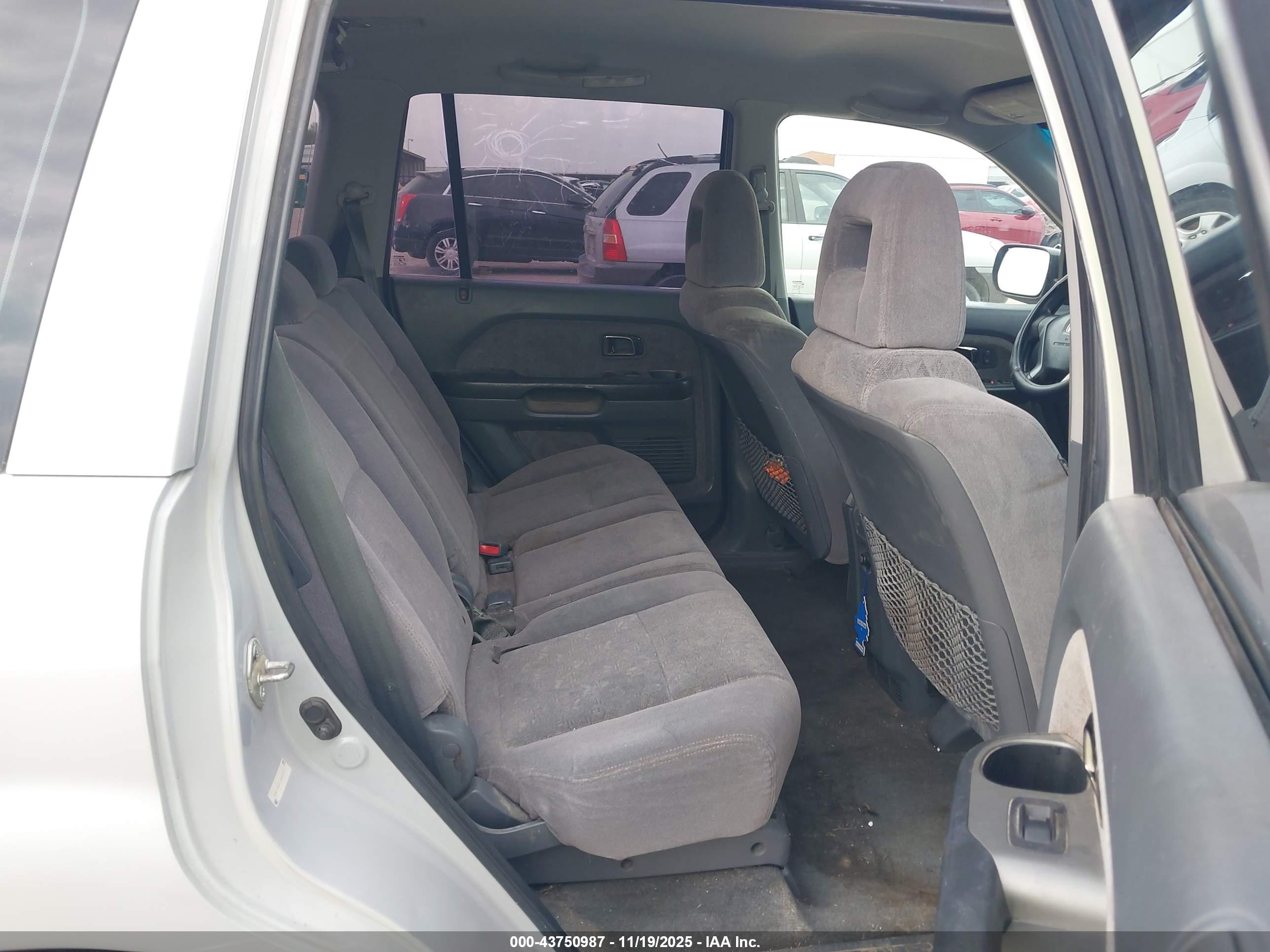 HONDA PILOT image 8