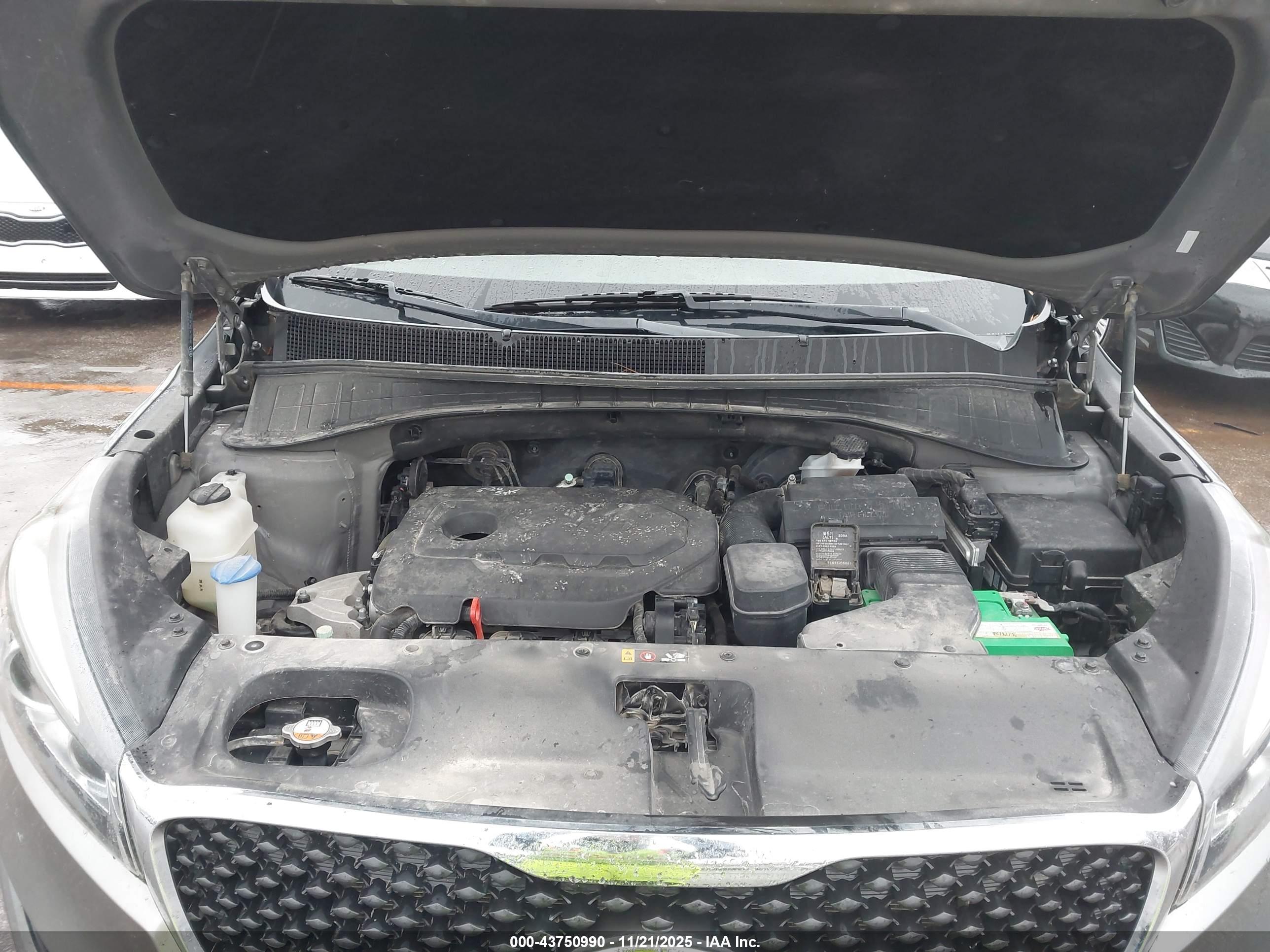 KIA SORENTO image 10
