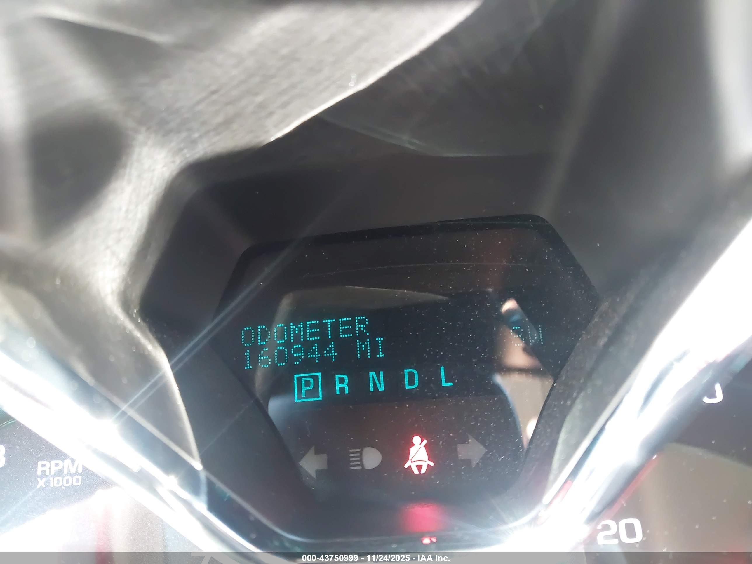 CHEVROLET TRAVERSE image 7