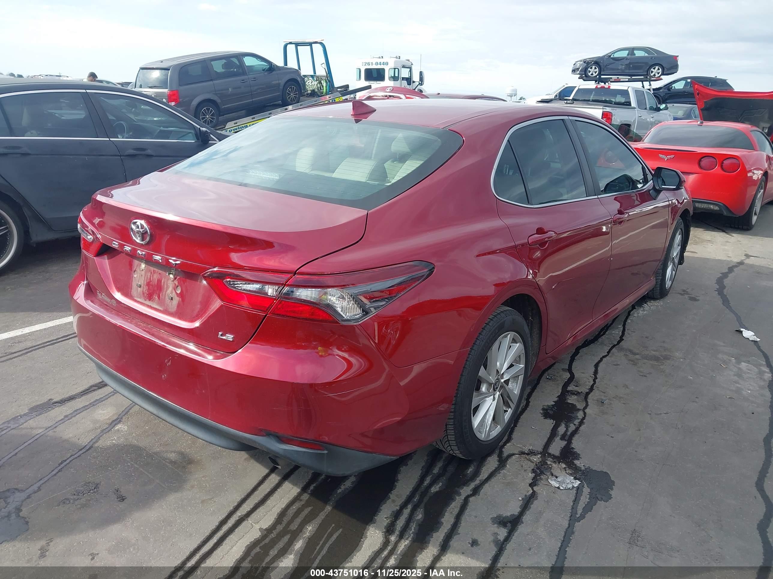 TOYOTA CAMRY image 4