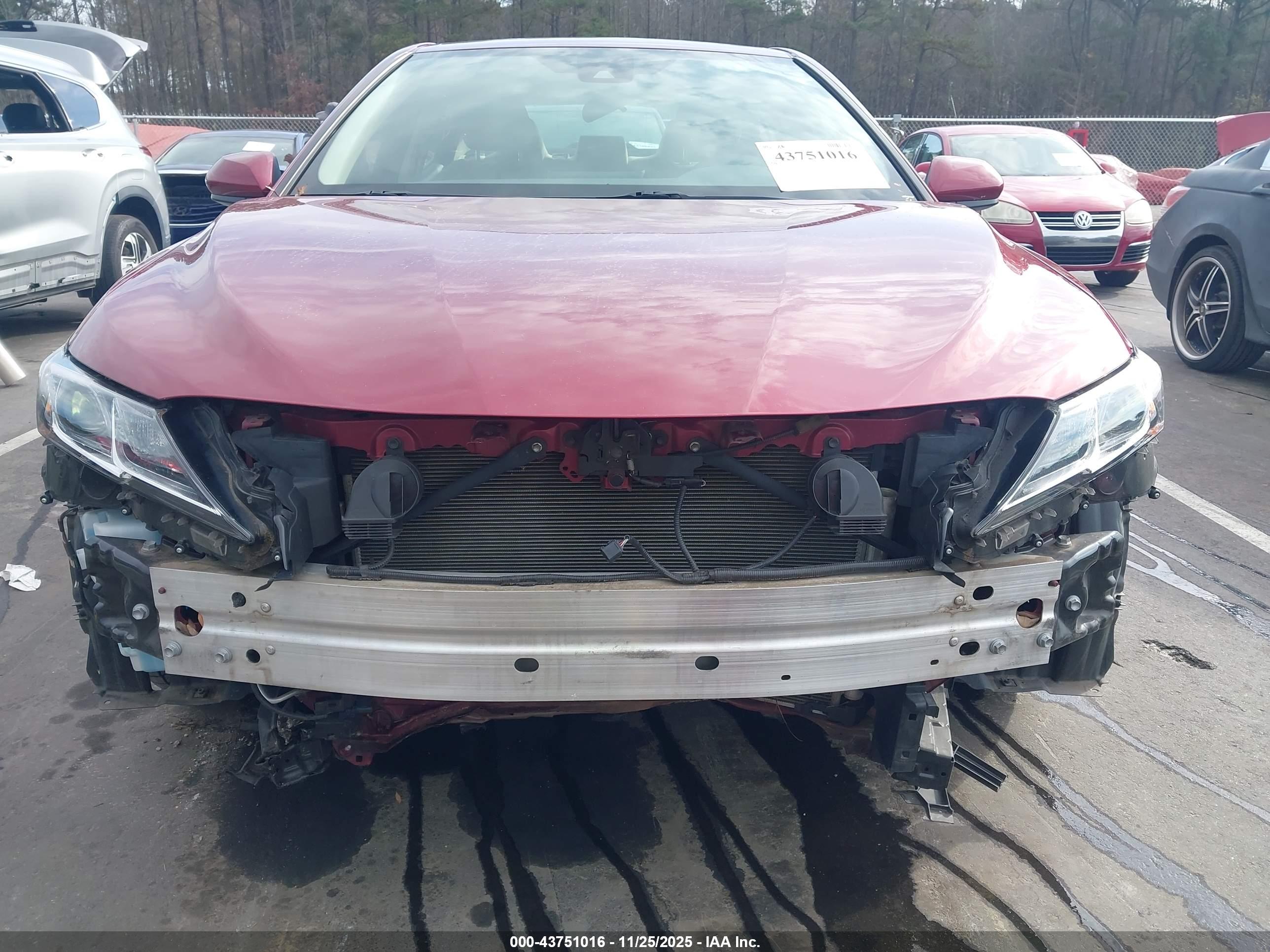 TOYOTA CAMRY image 6