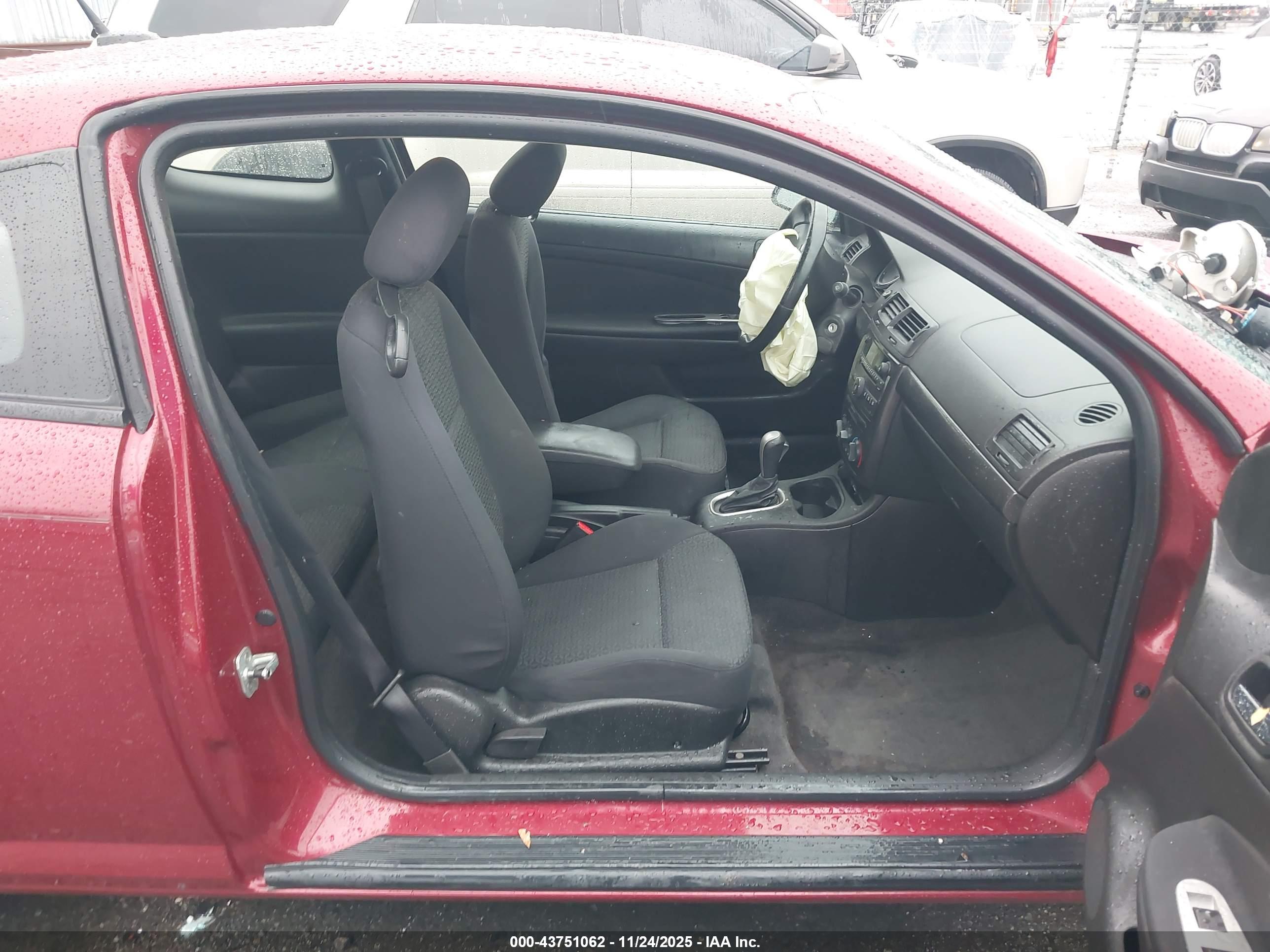 PONTIAC G5 image 5