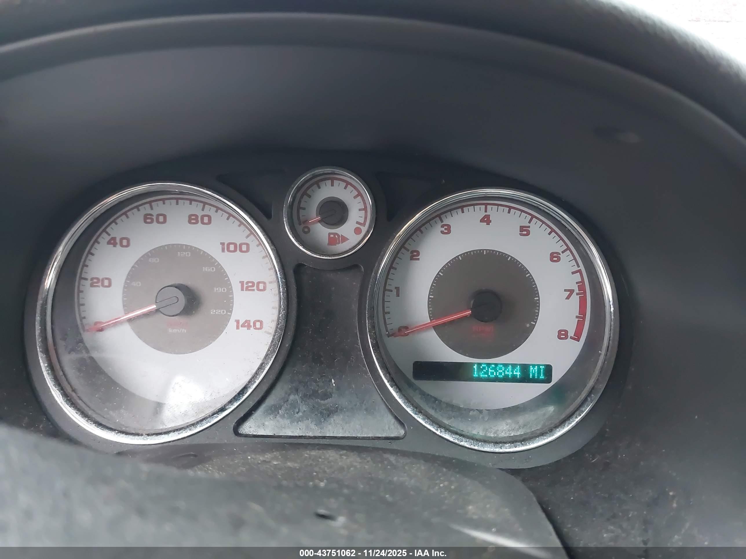 PONTIAC G5 image 7