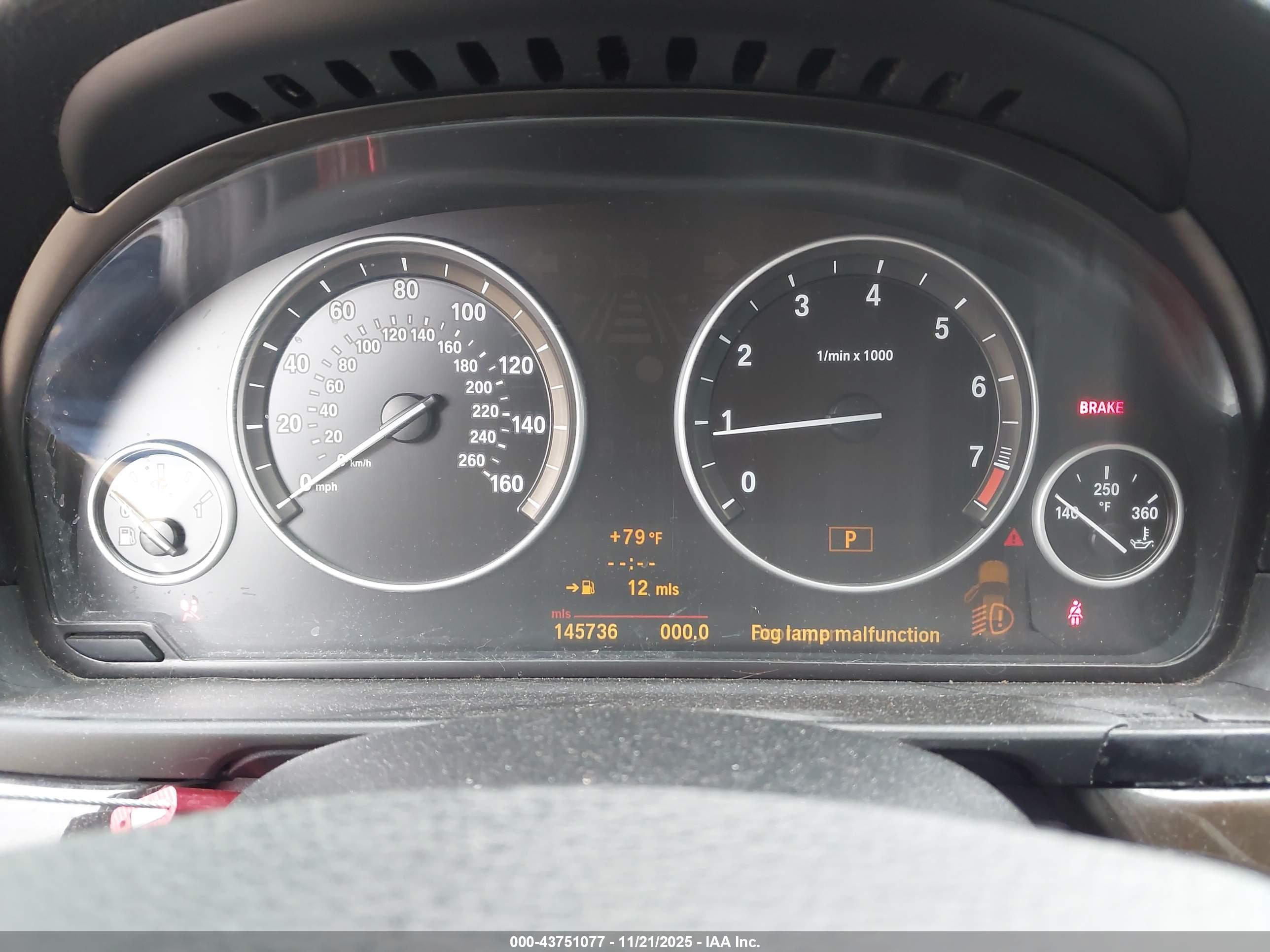 BMW 528I image 7