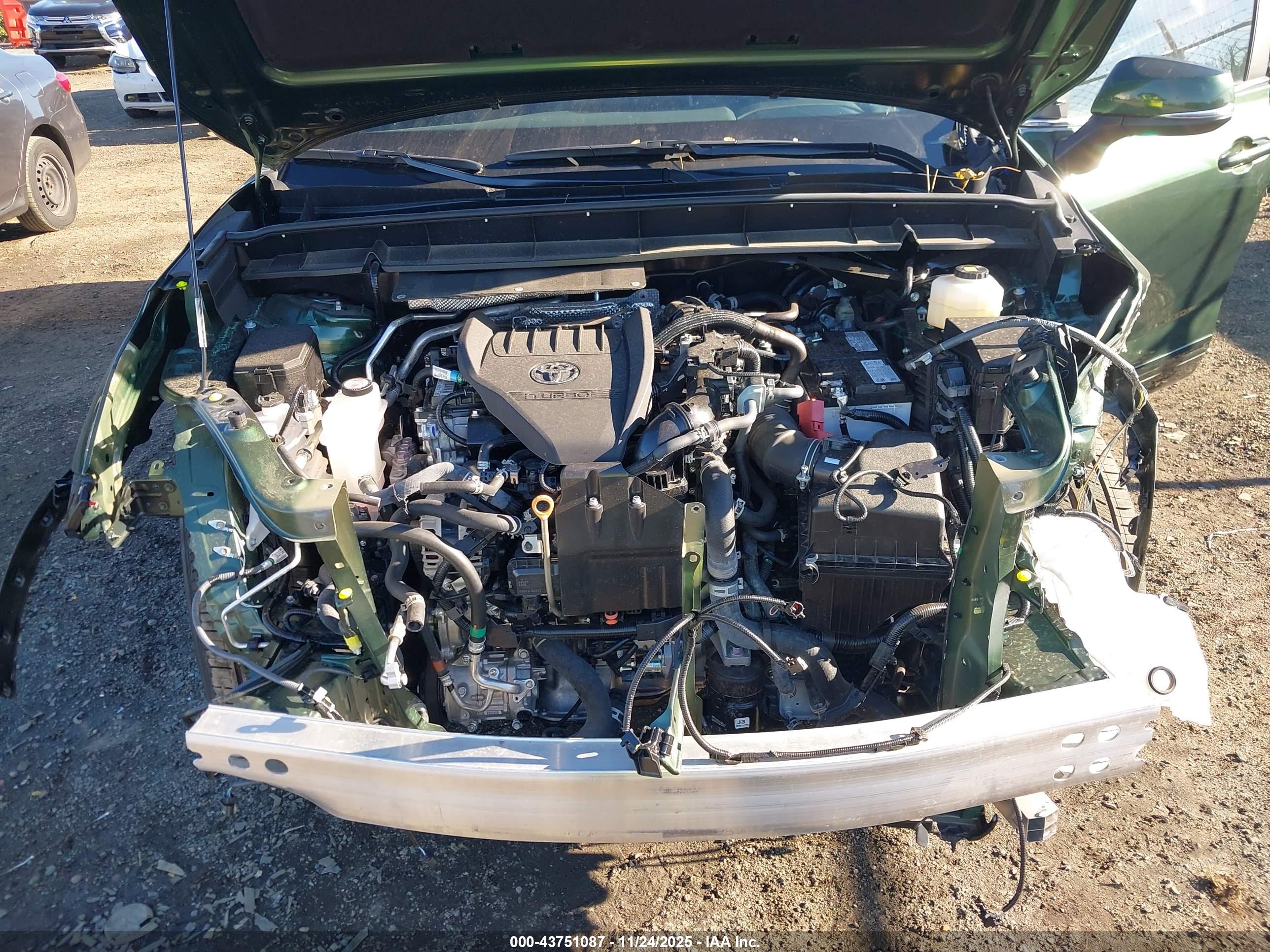 TOYOTA HIGHLANDER image 10