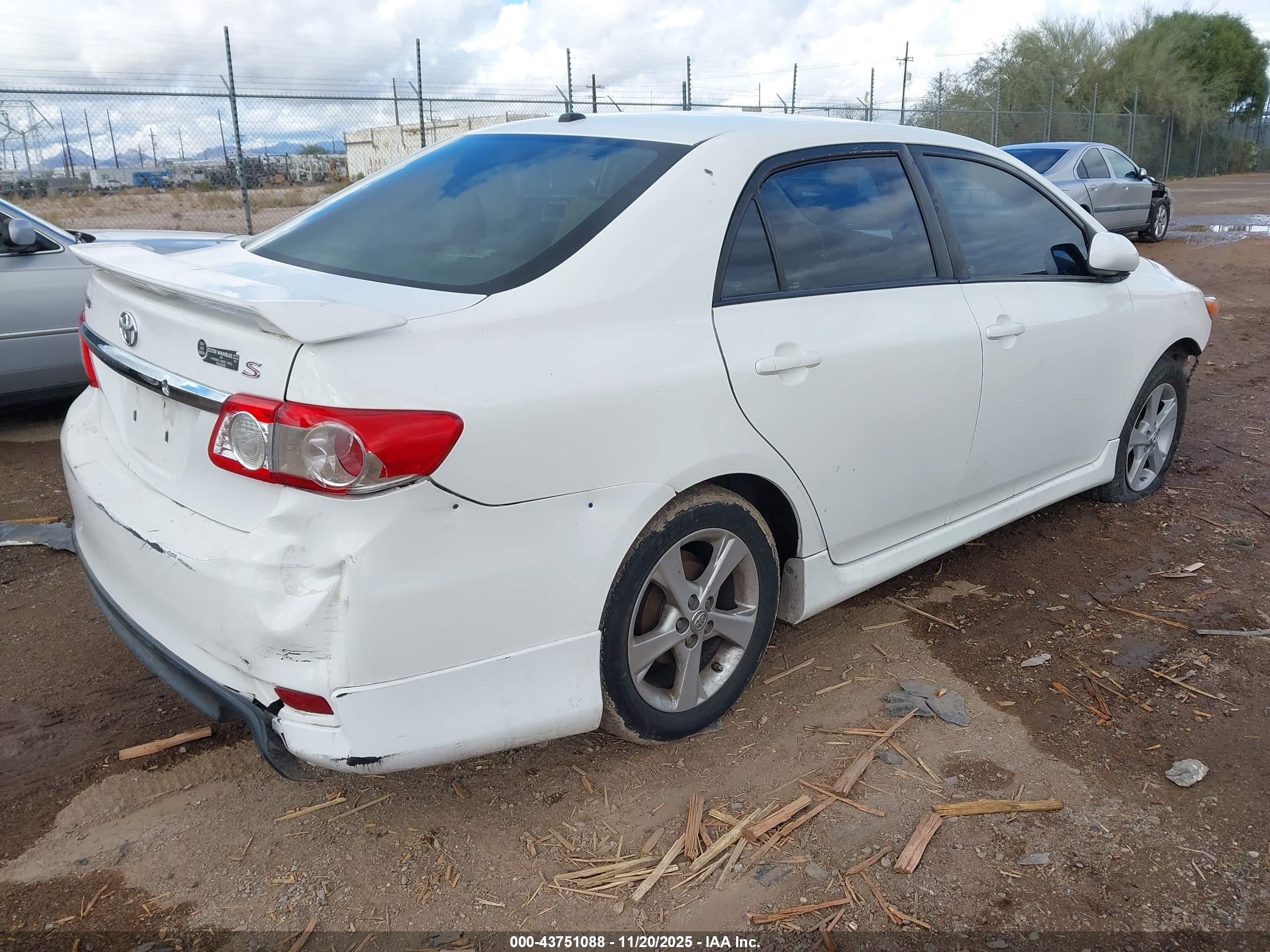 TOYOTA COROLLA image 4