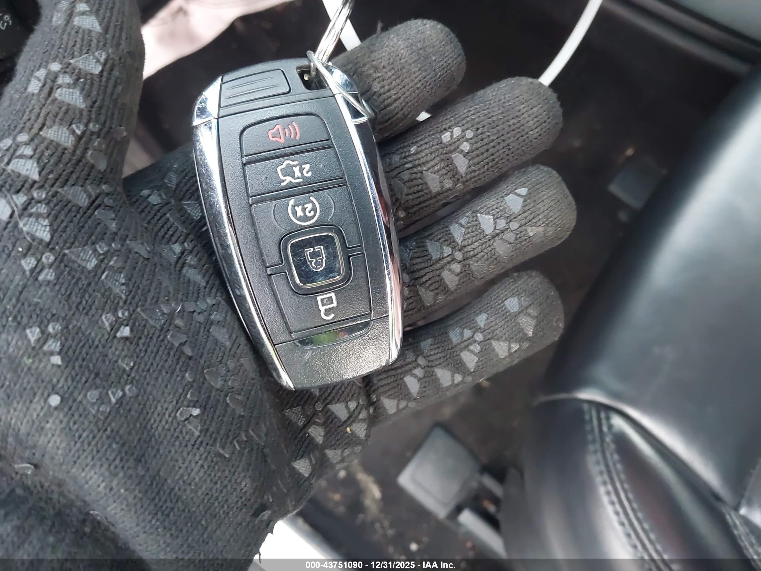 LINCOLN MKZ image 11