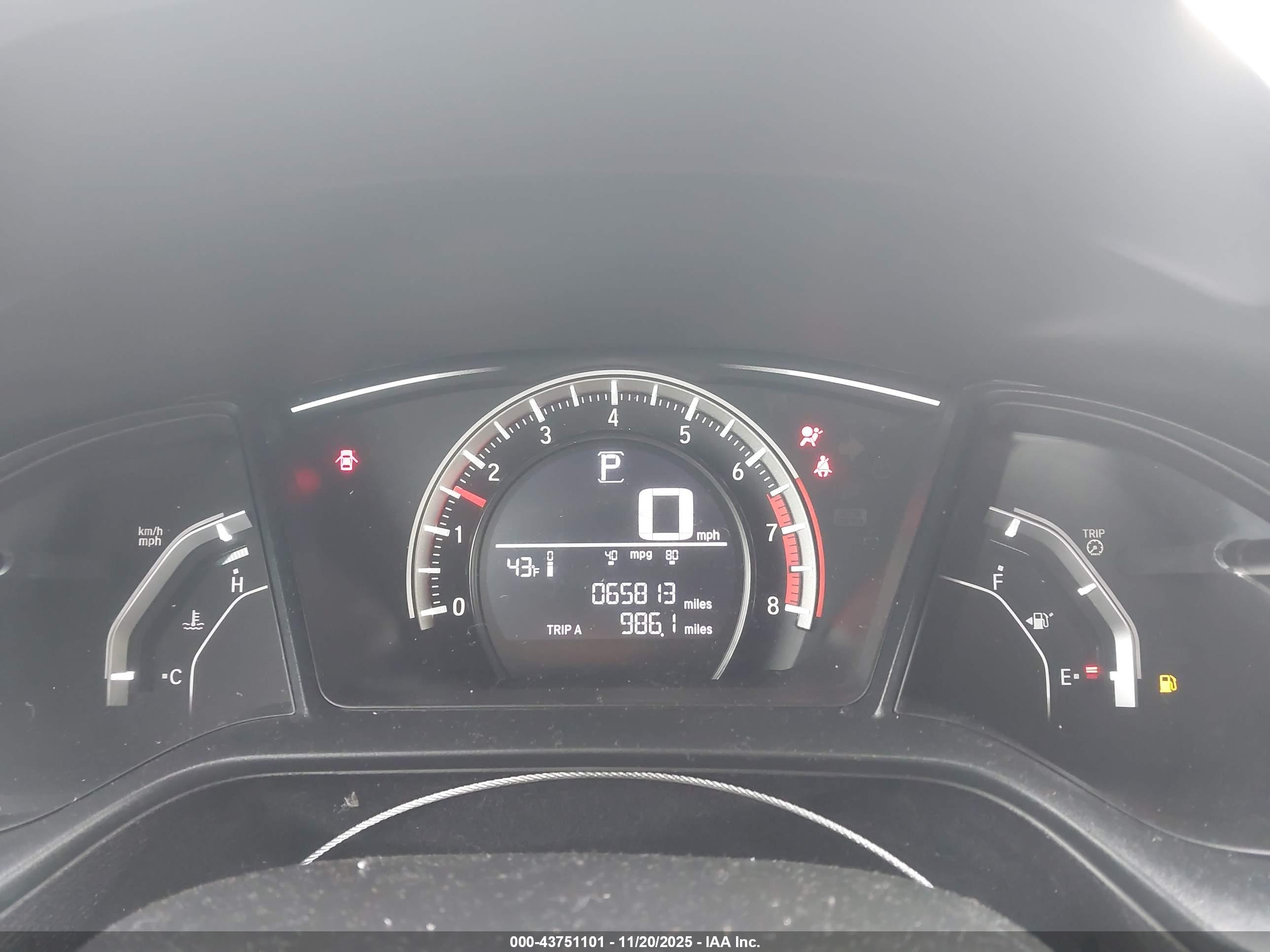 HONDA CIVIC image 7